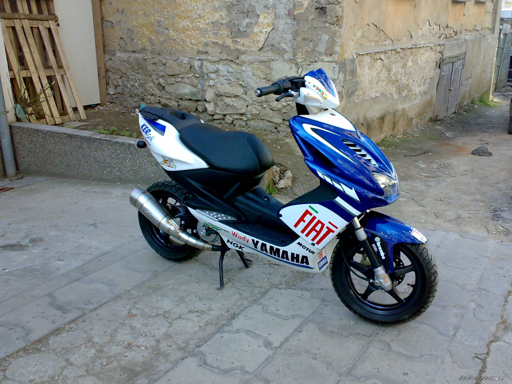 2008 YAMAHA AEROX 50 | Picture 1606406 motorcycle photo
