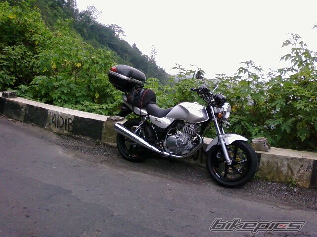 2000 SUZUKI GS 250 | Picture 1606901 motorcycle photo
