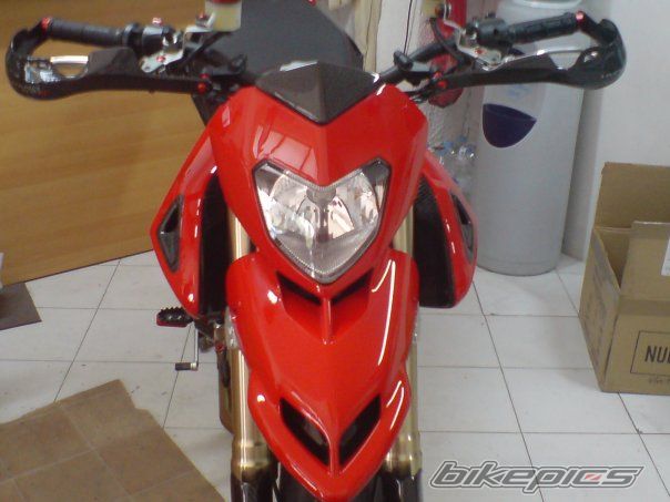 2009 DUCATI HYPERMOTARD 1100 S | Picture 1607579 motorcycle photo