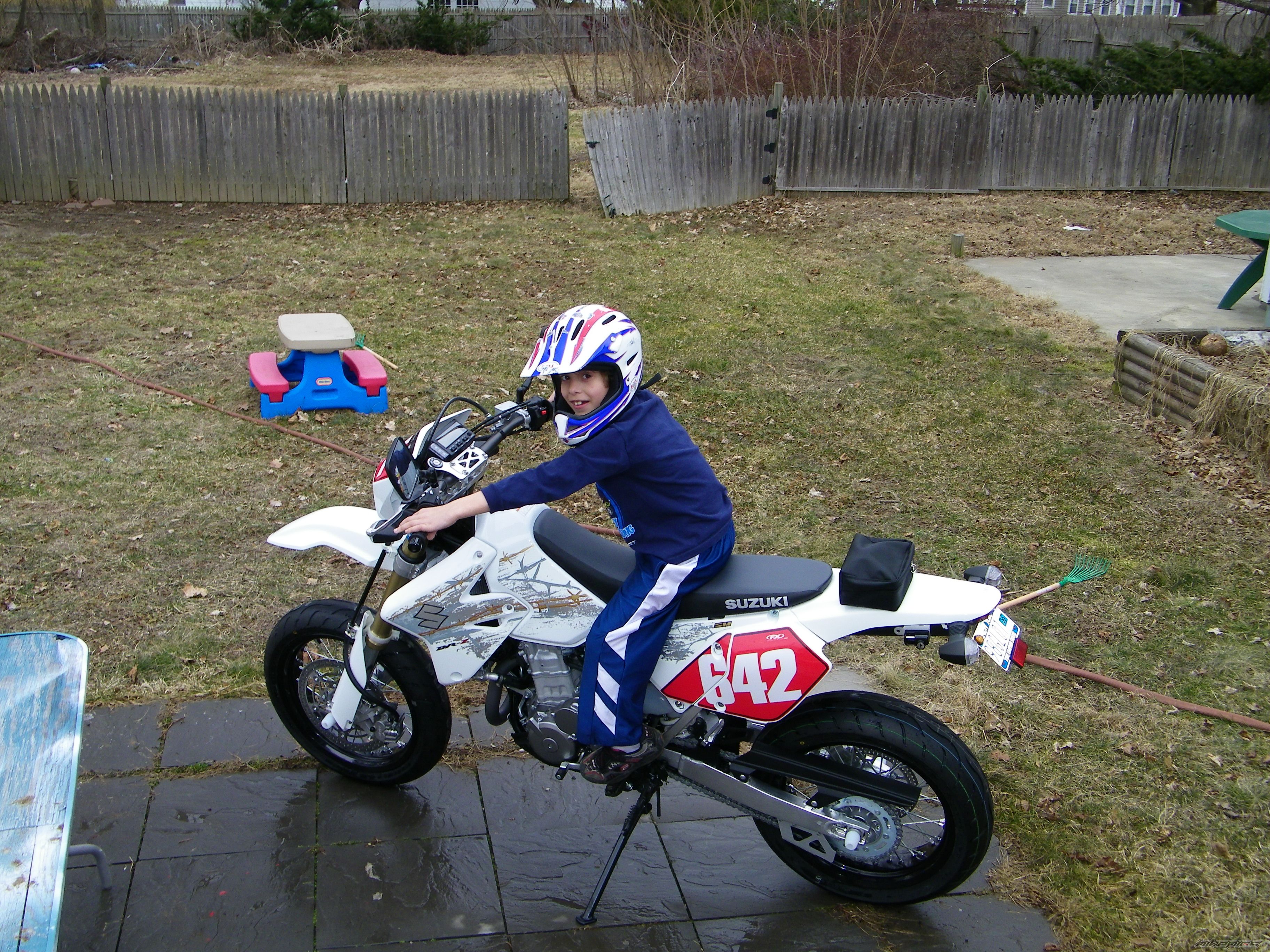 2009 SUZUKI DRZ 400 | Picture 1610333 motorcycle photo