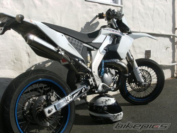 2008 DERBI SENDA DRD PRO SM 50 | Picture 1610822 motorcycle photo