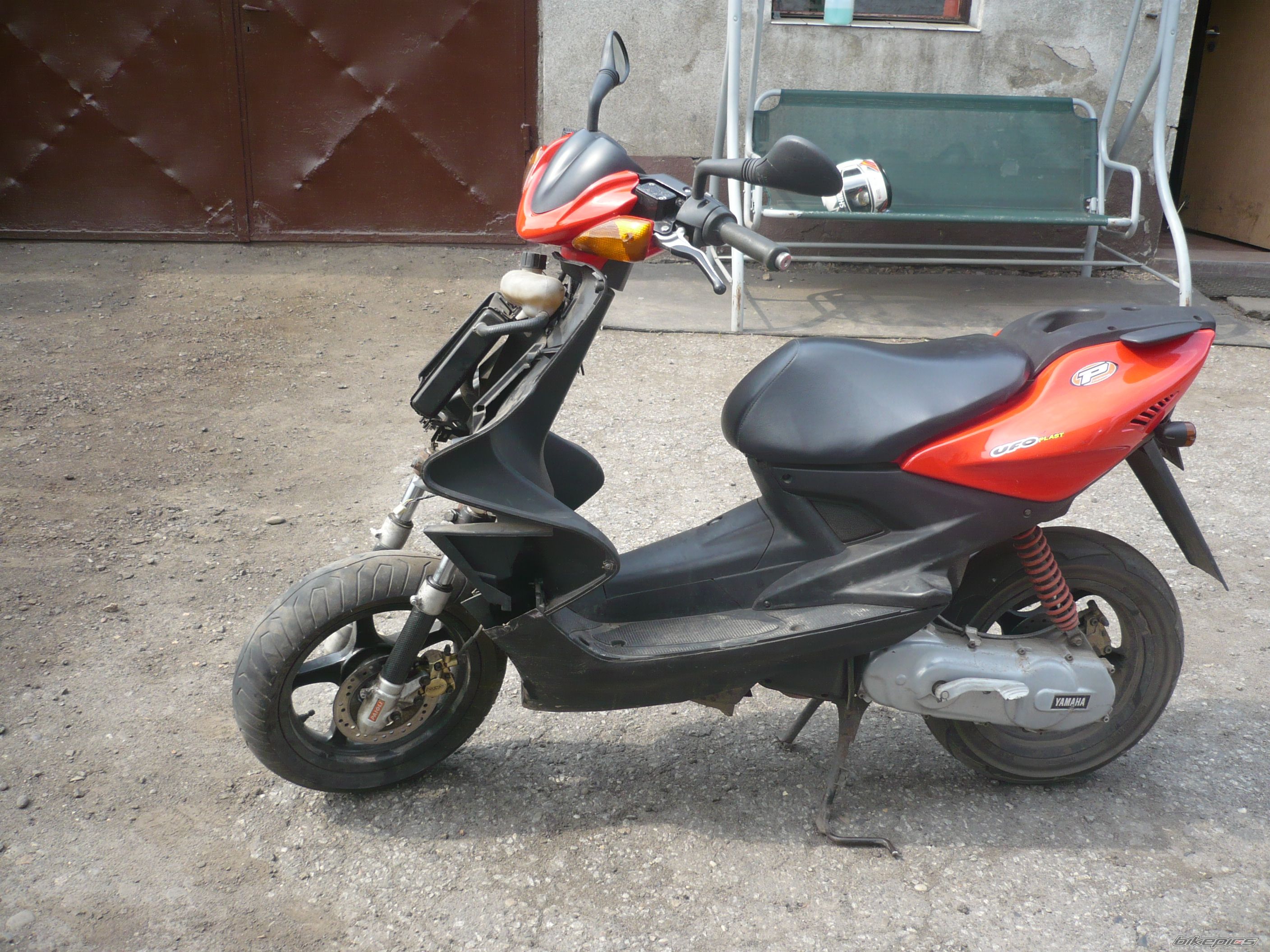 2004 YAMAHA AEROX 50 | Picture 1612997 motorcycle photo