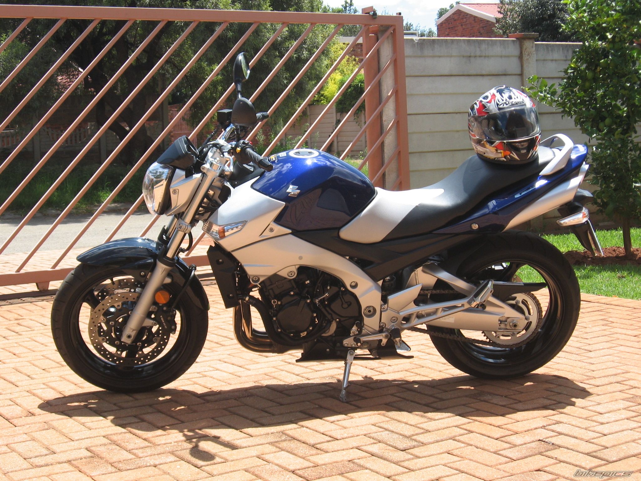 2007 SUZUKI GSR 600 | Picture 1613110 motorcycle photo