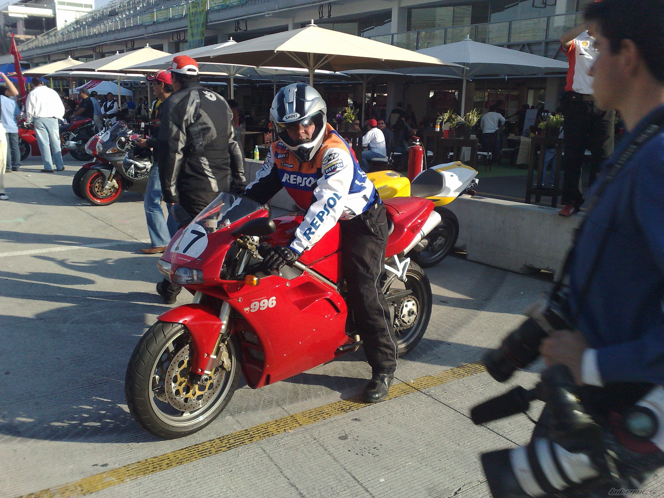 2001 DUCATI 996 | Picture 1613315 motorcycle photo