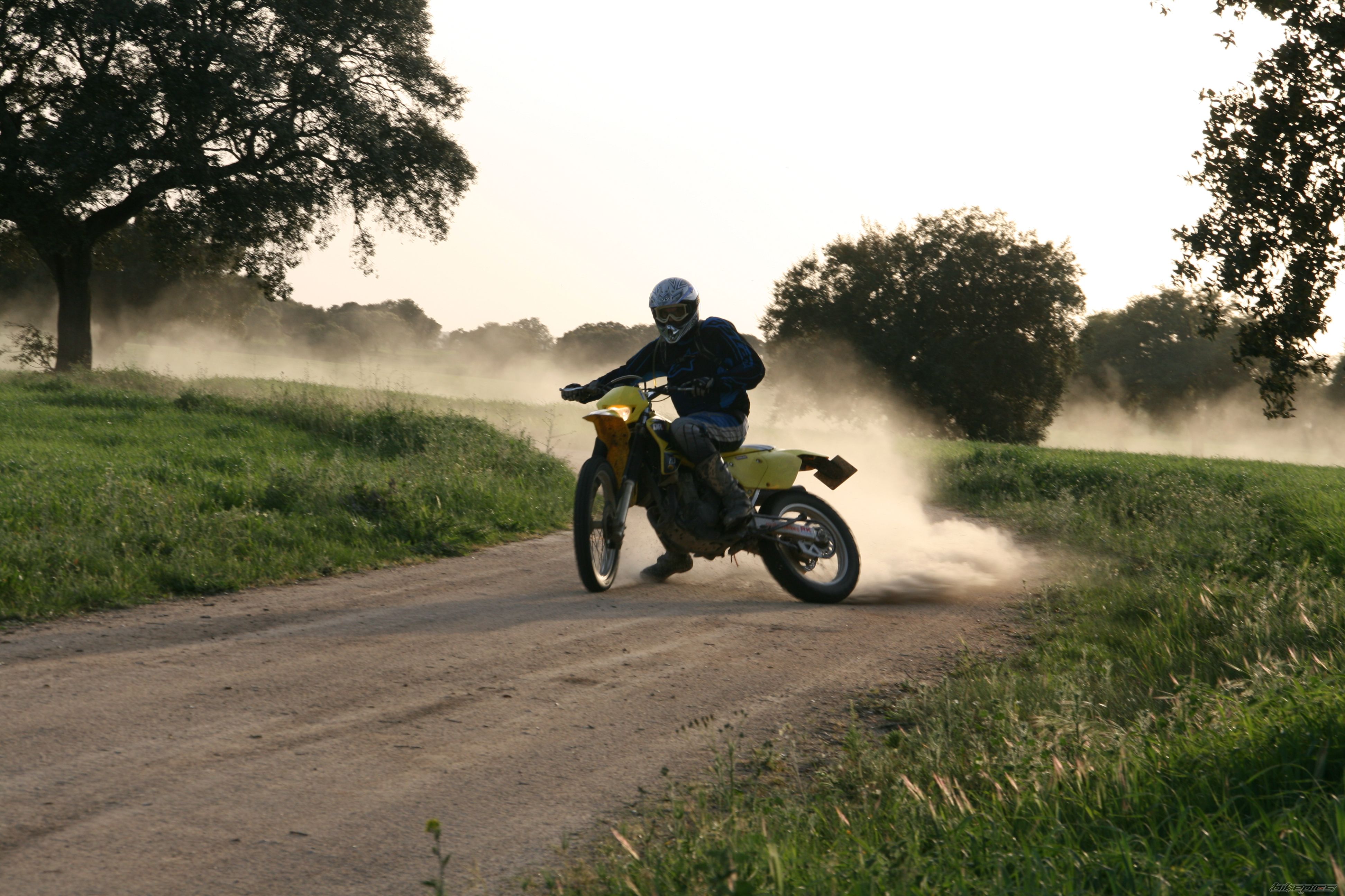2003 SUZUKI DRZ 400 | Picture 1613431 motorcycle photo