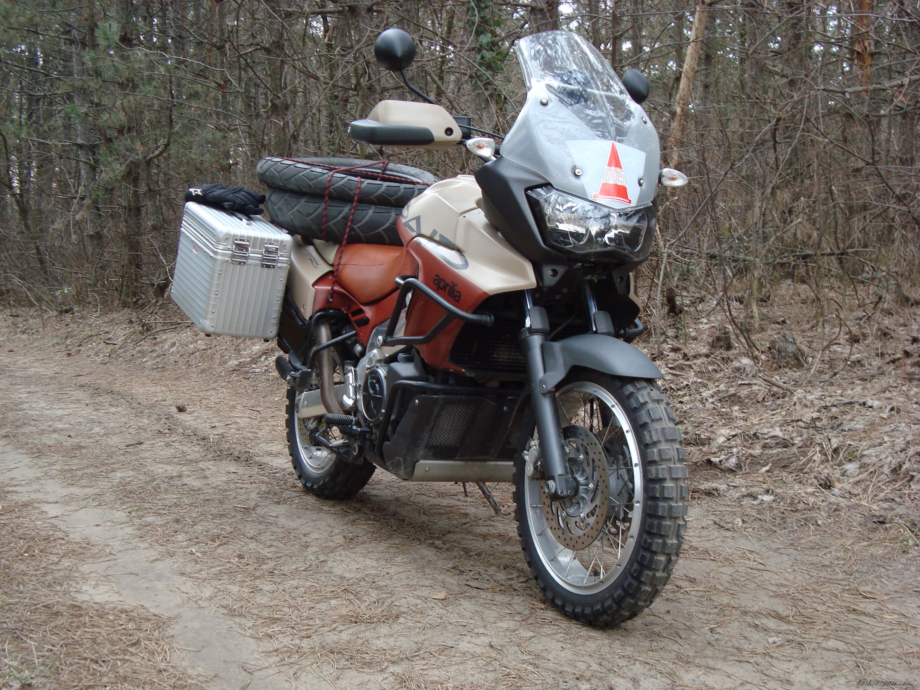2005 APRILIA CAPONORD RALLY RAID | Picture 1615424 motorcycle photo
