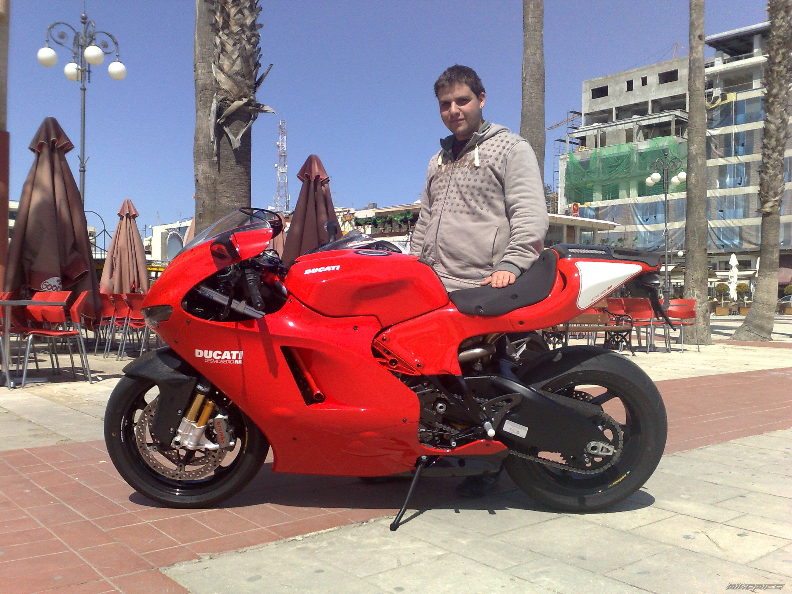2009 DUCATI DESMOSEDICI RR | Picture 1616087 motorcycle photo