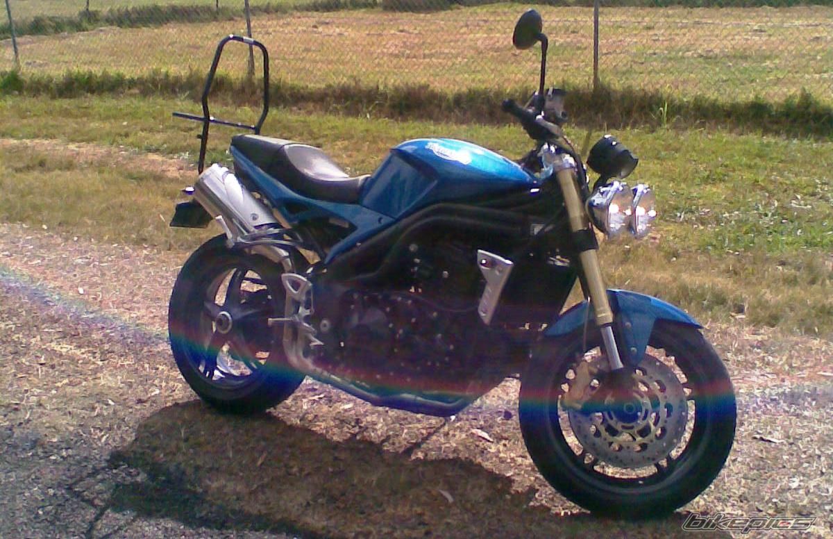2006 TRIUMPH SPEED TRIPLE | Picture 1618169 motorcycle photo