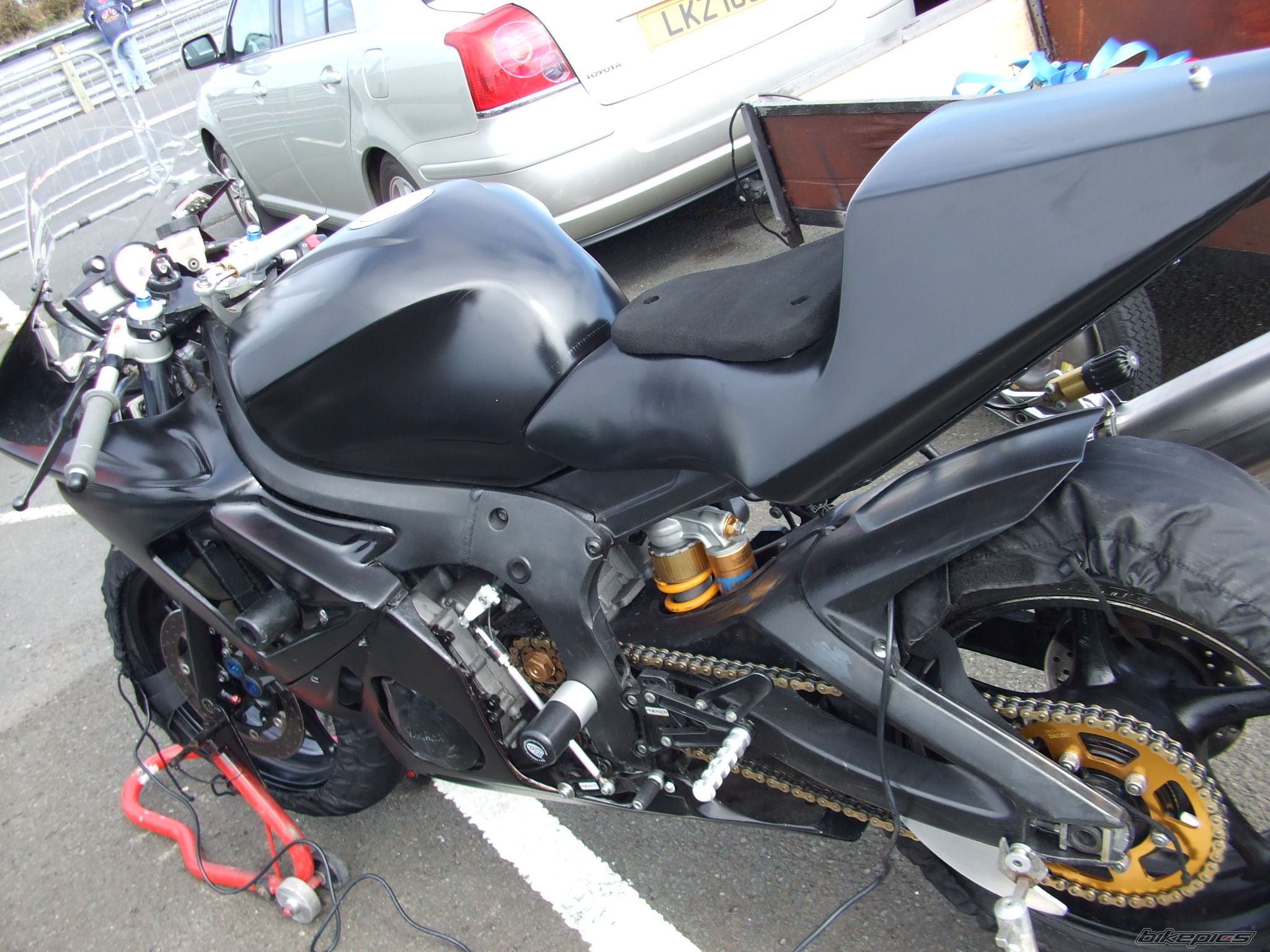 2004 YAMAHA YZF R6 | Picture 1621926 motorcycle photo