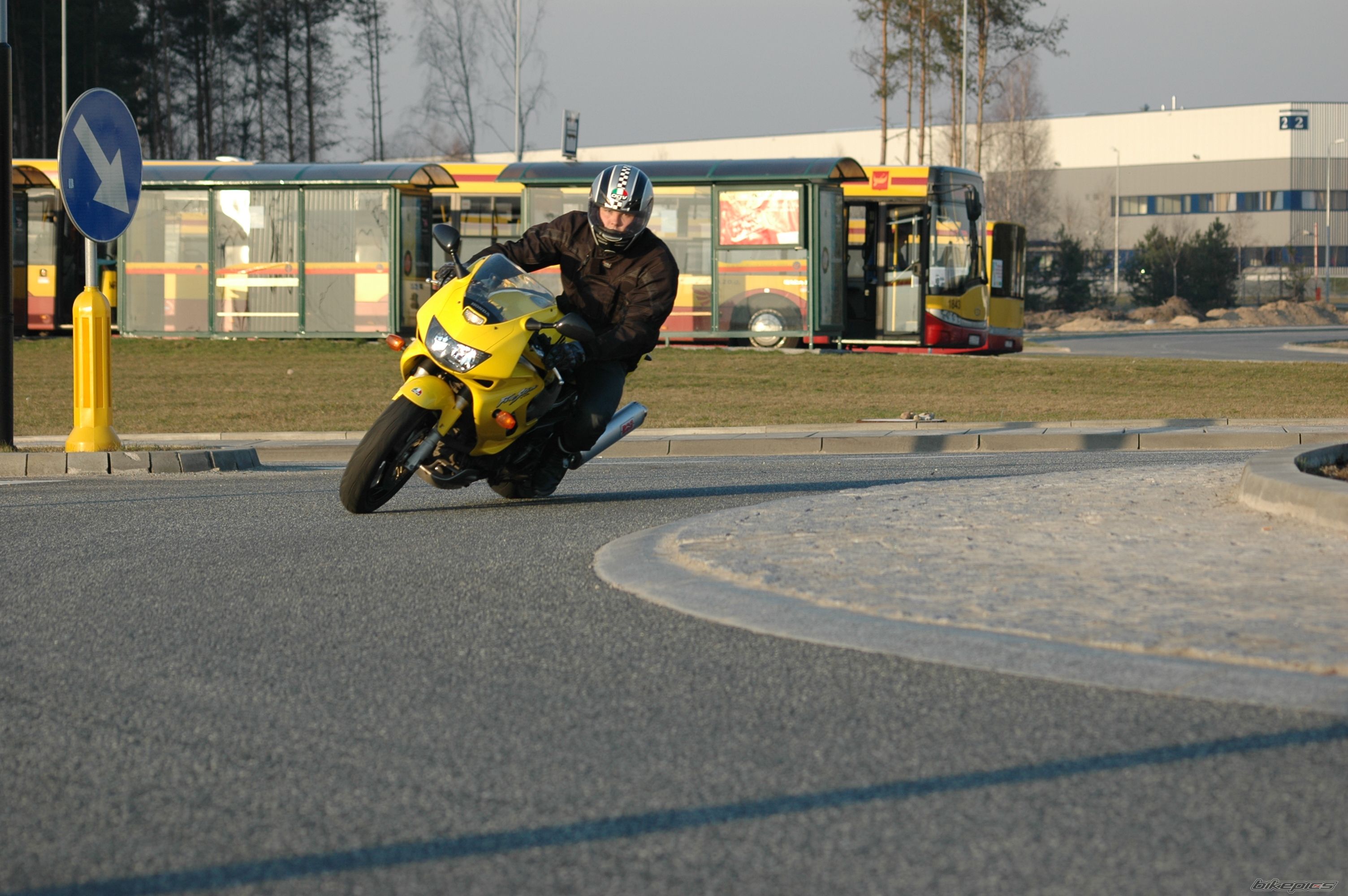 2001 HONDA VTR 1000 | Picture 1622617 motorcycle photo