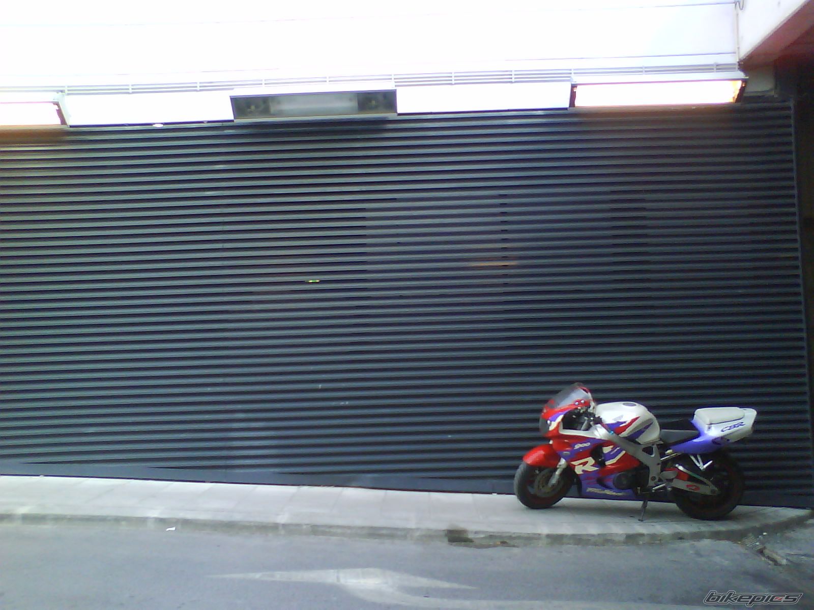 1997 HONDA CBR 900 | Picture 1623340 motorcycle photo