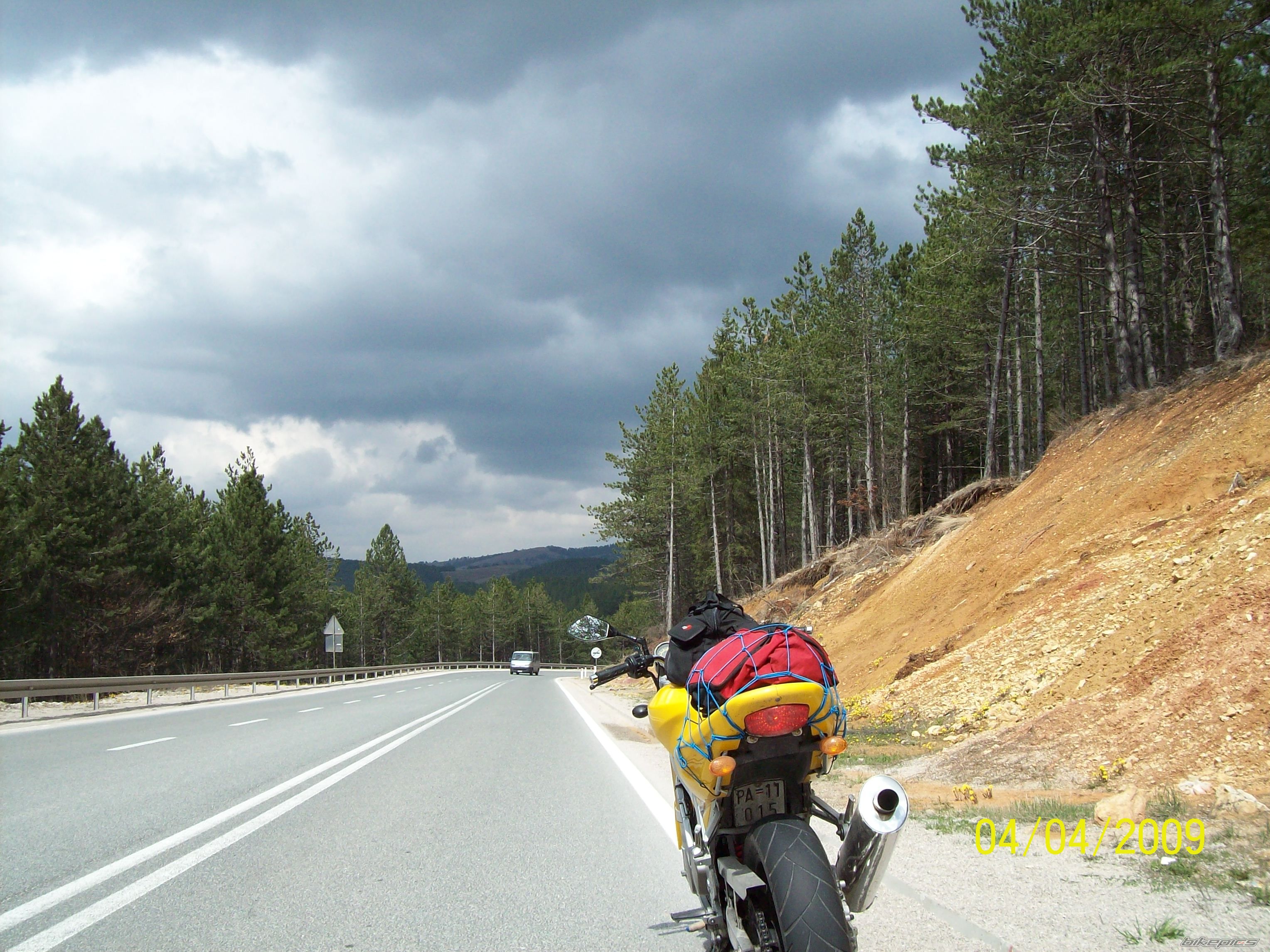 2004 HYOSUNG GT 250 COMET | Picture 1625083 motorcycle photo