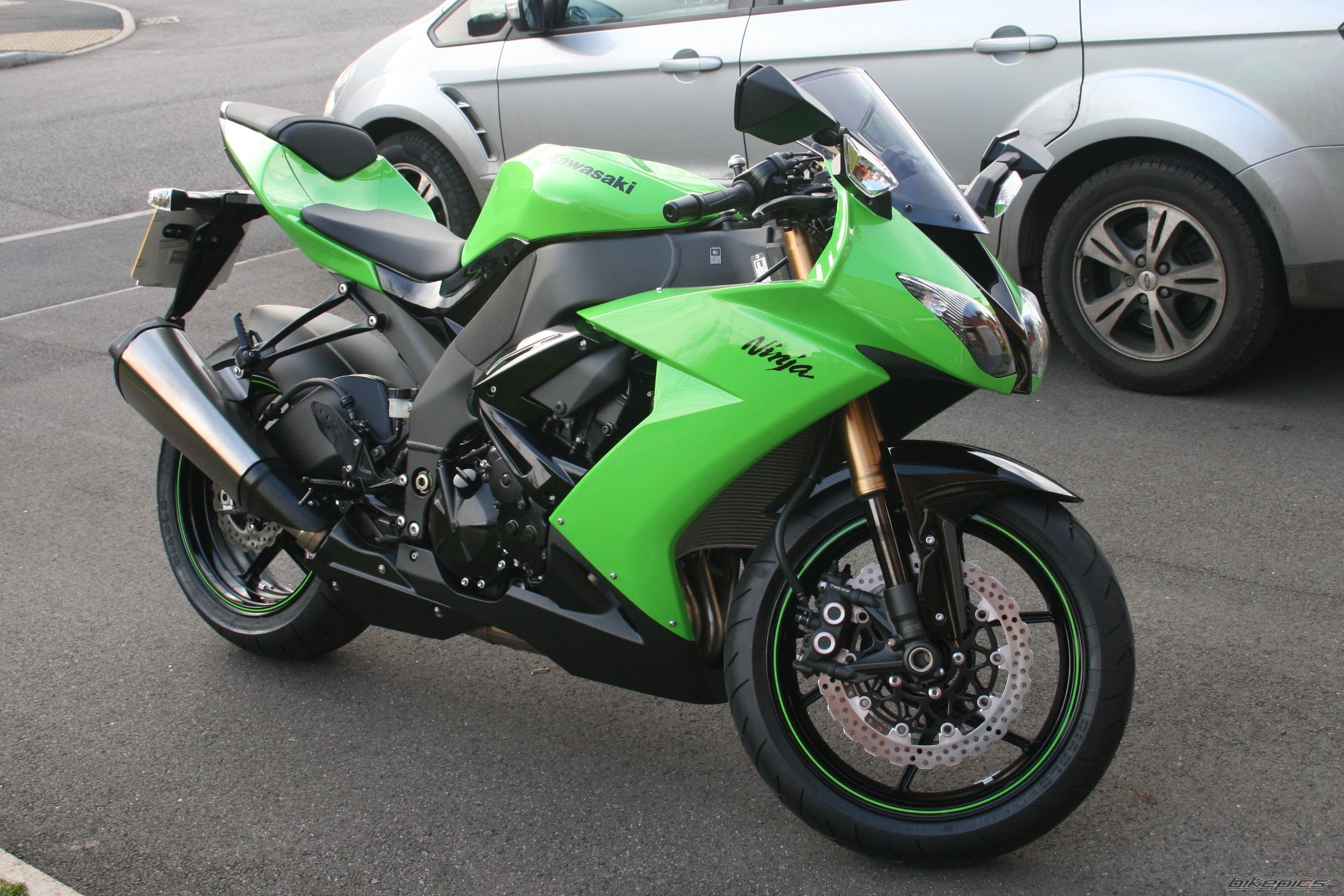 2008 KAWASAKI ZX 10R | Picture 1625885 motorcycle photo