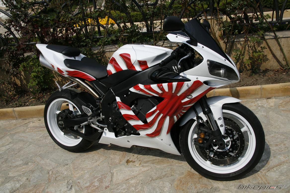 2005 YAMAHA YZF R1 | Picture 1627144 motorcycle photo