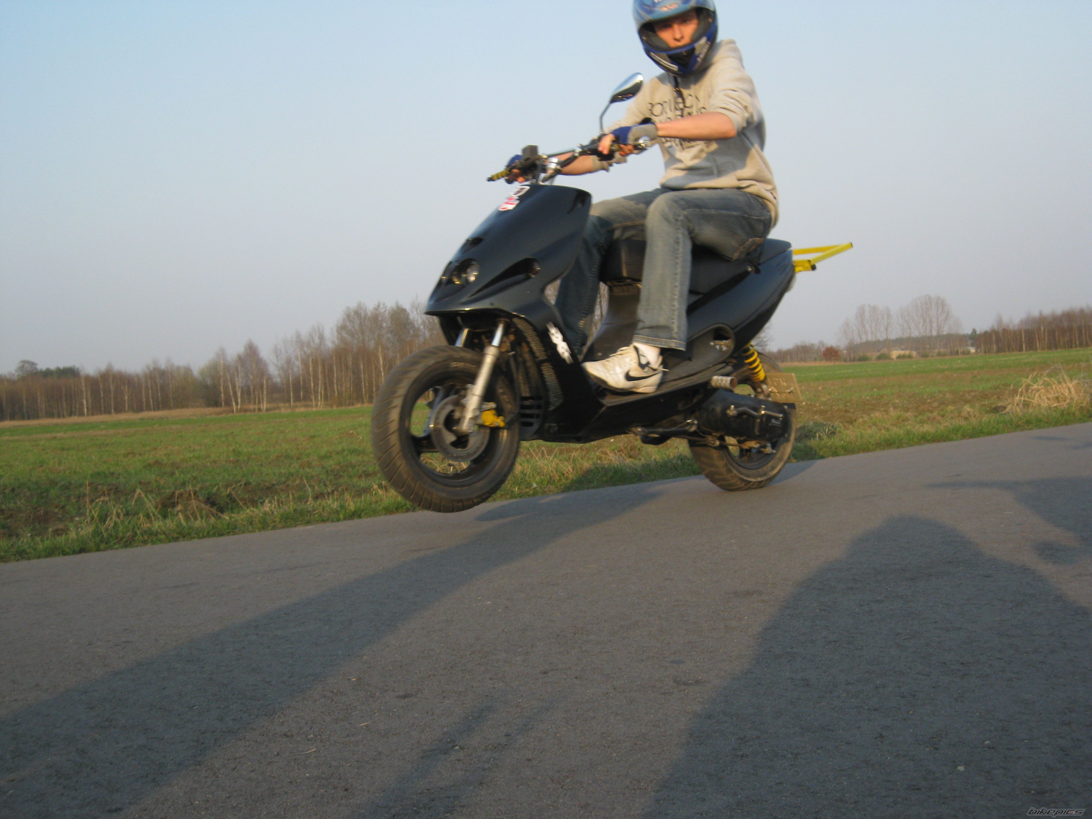 1998 MALAGUTI PHANTOM 50 F12 | Picture 1627641 motorcycle photo
