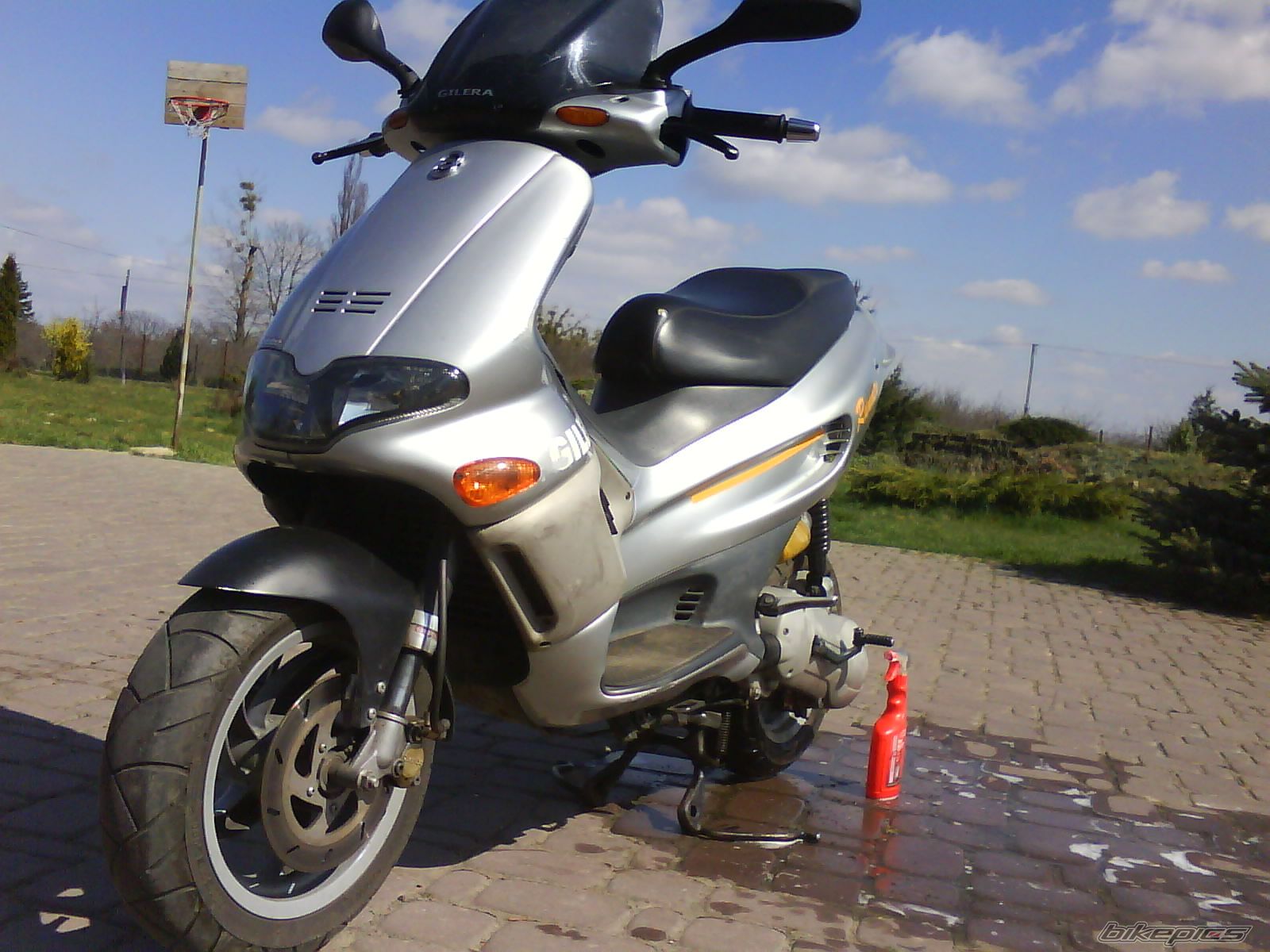 1997 GILERA RUNNER 125 FX | Picture 1629858 motorcycle photo