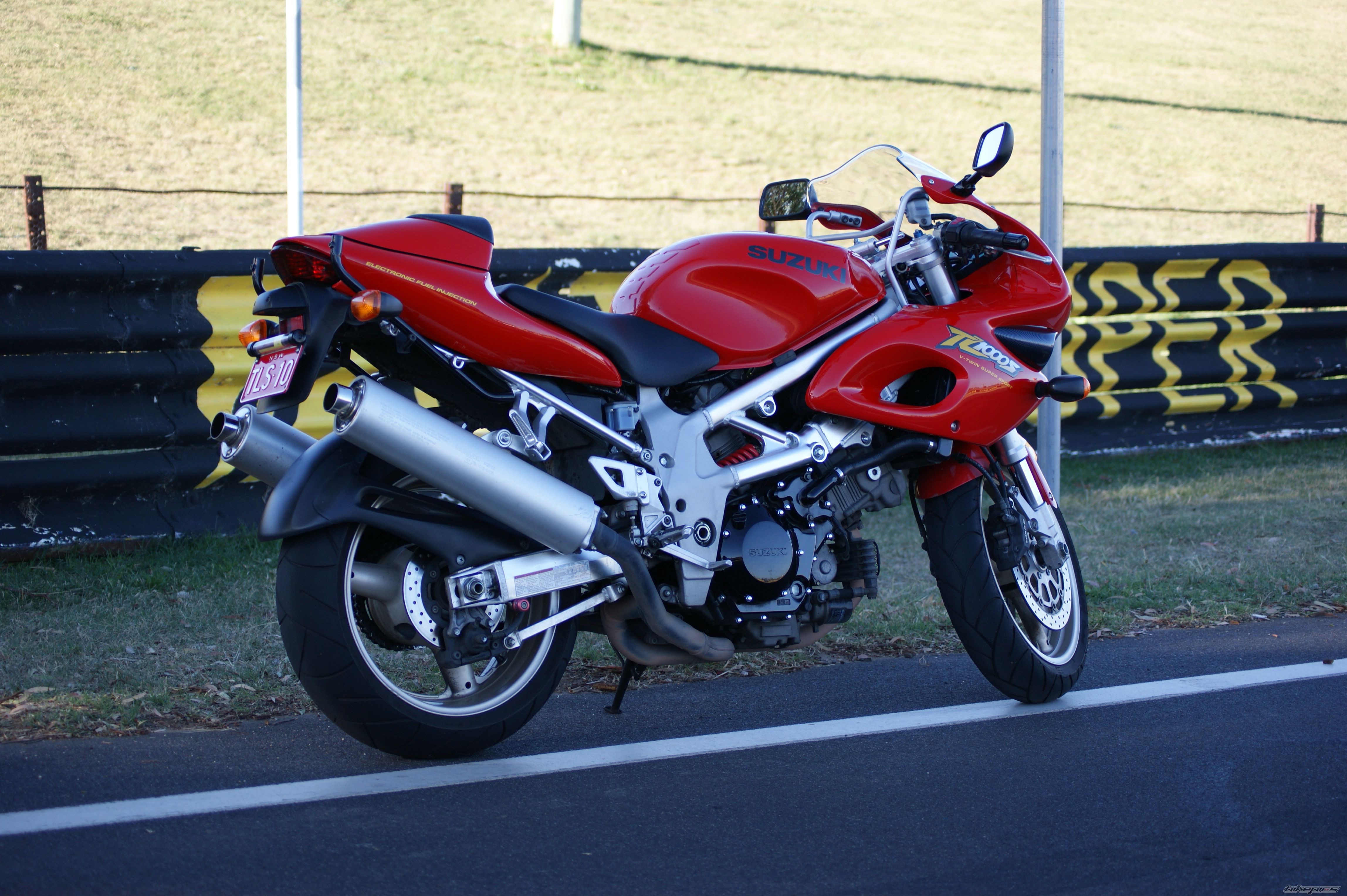 1998 SUZUKI TL1000S | Picture 1630426 motorcycle photo