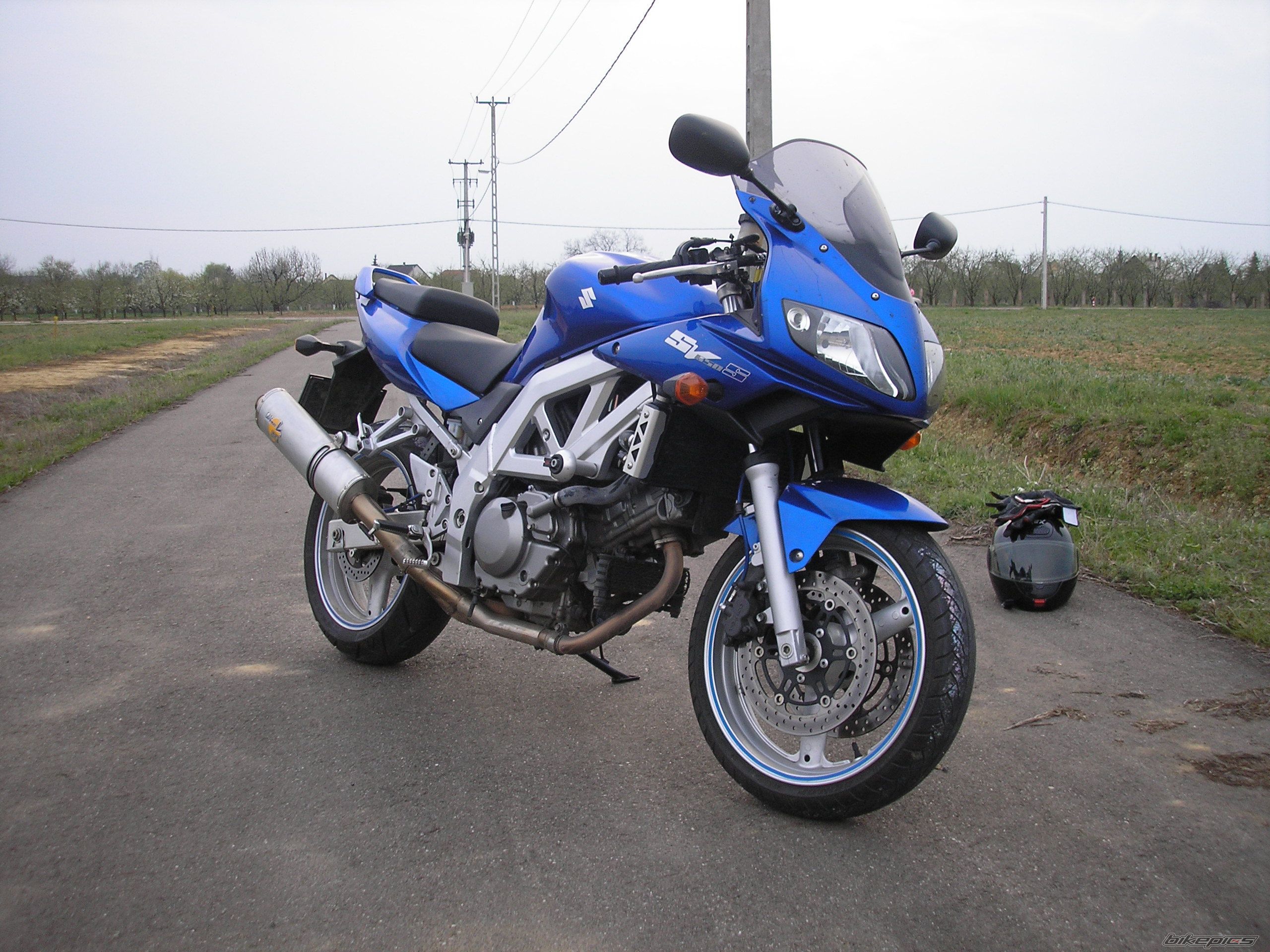 2004 SUZUKI SV 650S | Picture 1632521 motorcycle photo