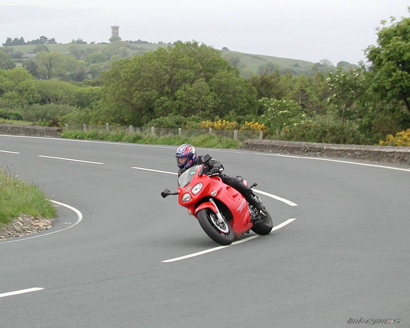 1999 TRIUMPH SPRINT ST | Picture 163263 motorcycle photo