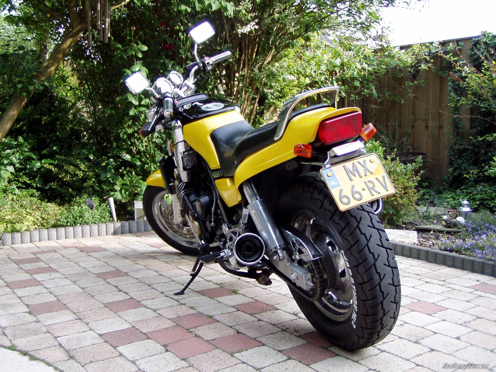 1986 YAMAHA FZX 750 | Picture 163283 motorcycle photo