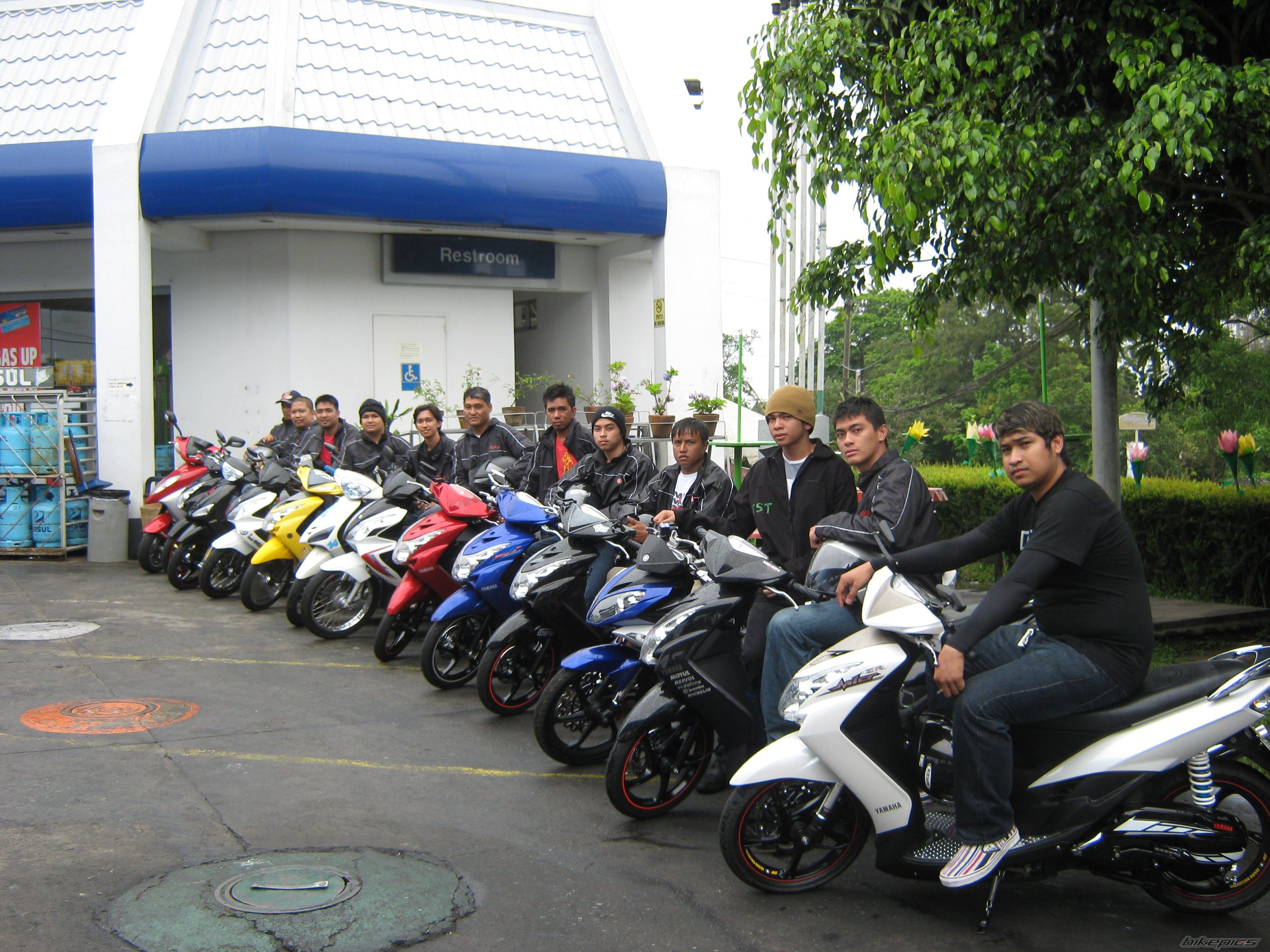 2009 YAMAHA MIO | Picture 1632945 motorcycle photo