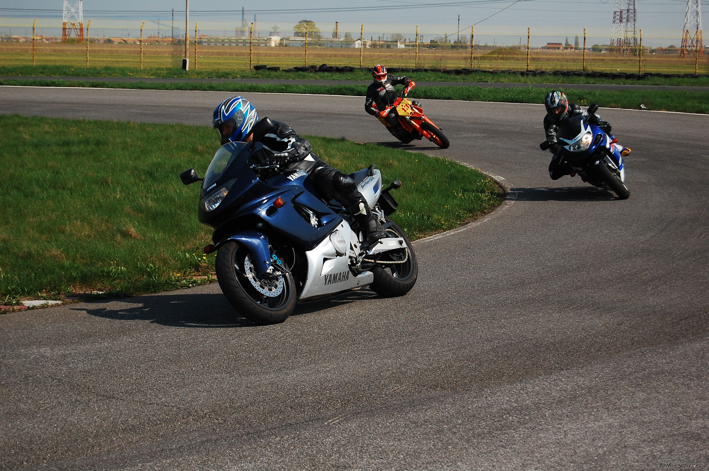 2001 SUZUKI GSX R 600 | Picture 1632970 motorcycle photo