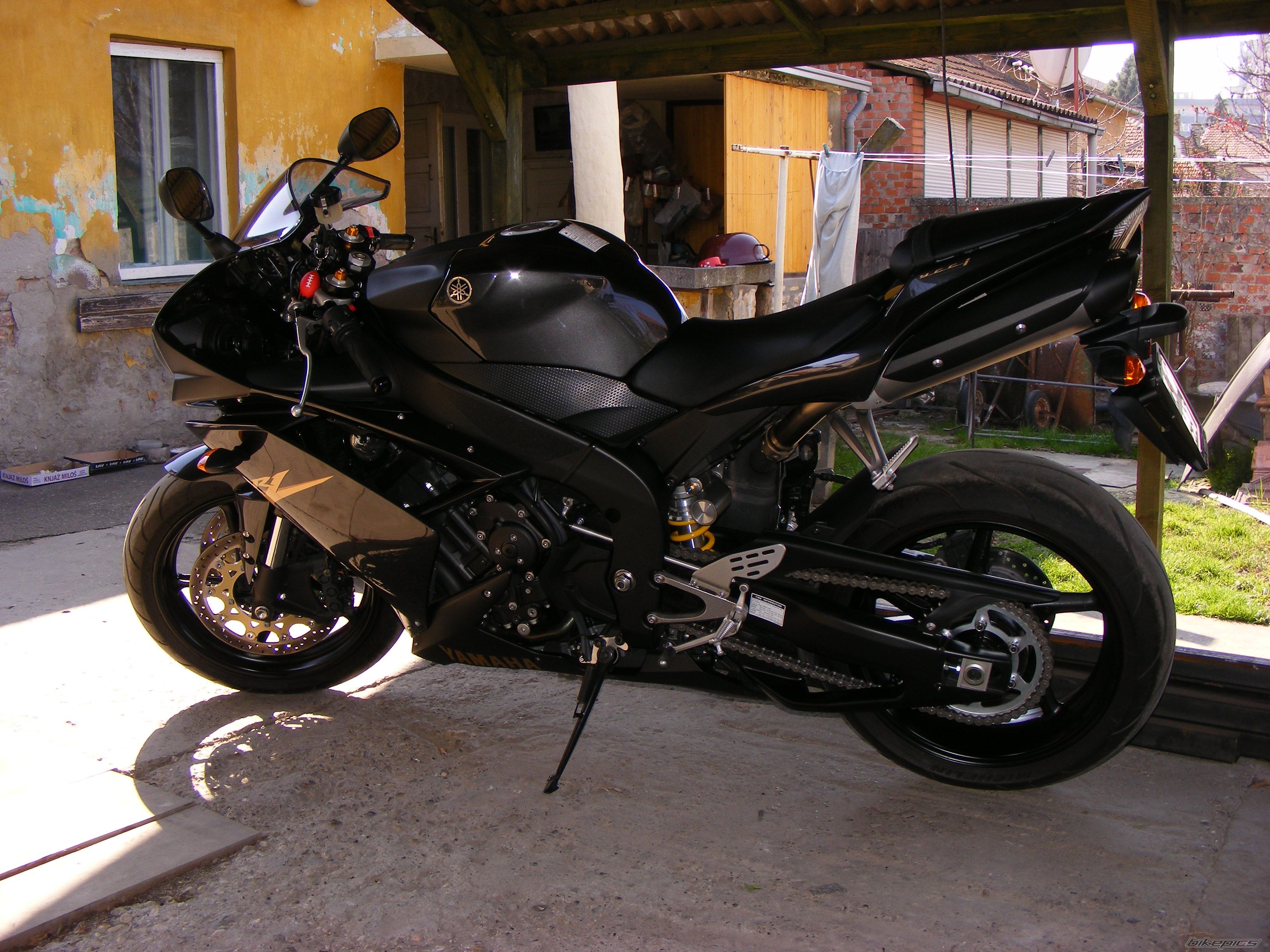 2008 YAMAHA YZF R1 | Picture 1633921 motorcycle photo