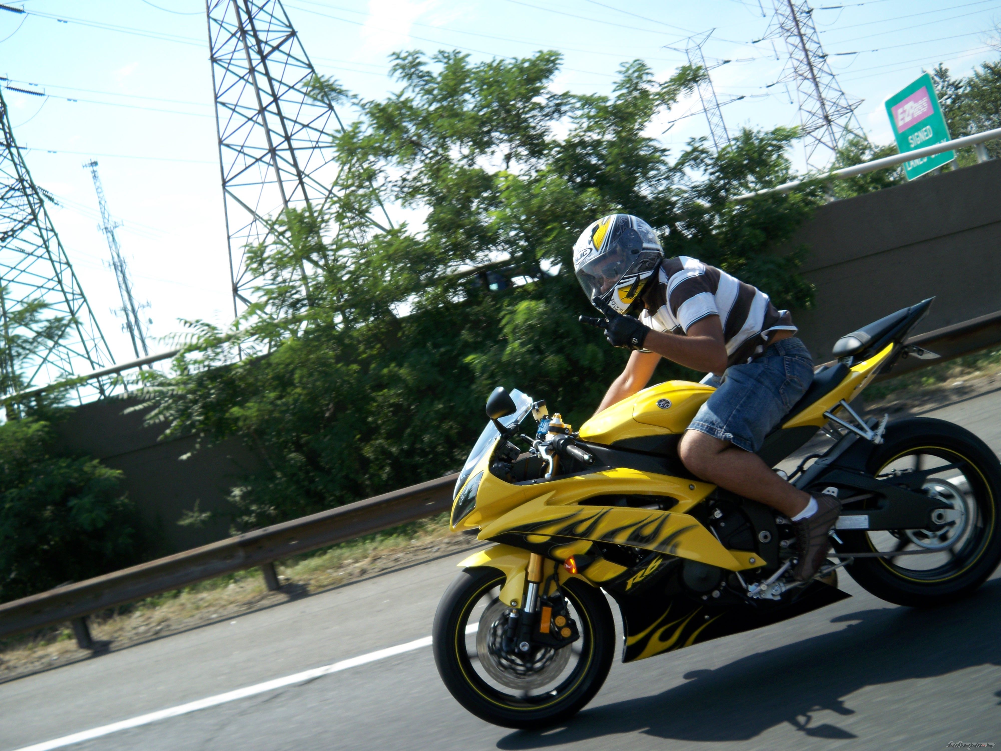 2008 YAMAHA YZF R6 | Picture 1634845 motorcycle photo