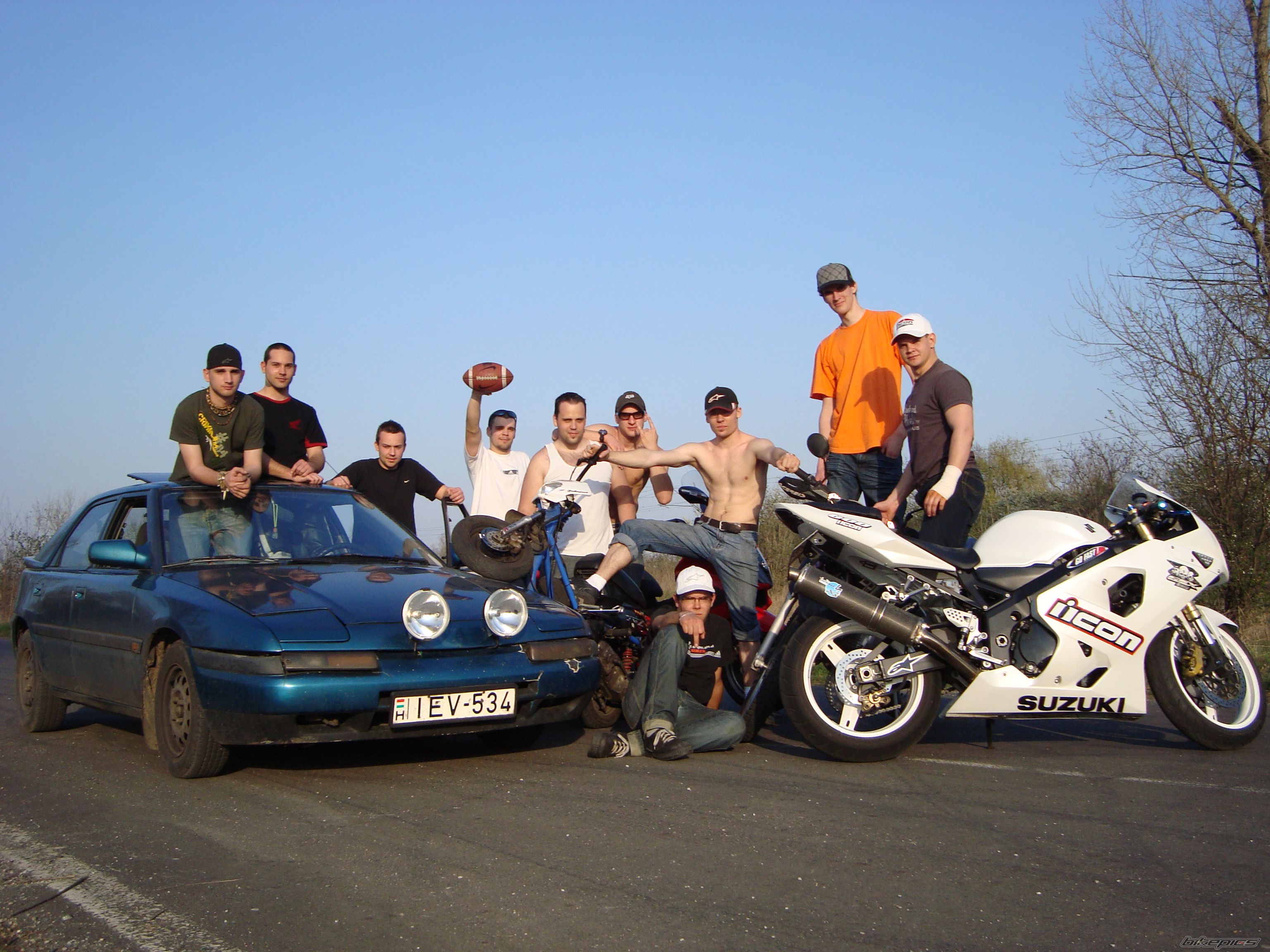 2004 SUZUKI GSX R 600 | Picture 1635445 motorcycle photo