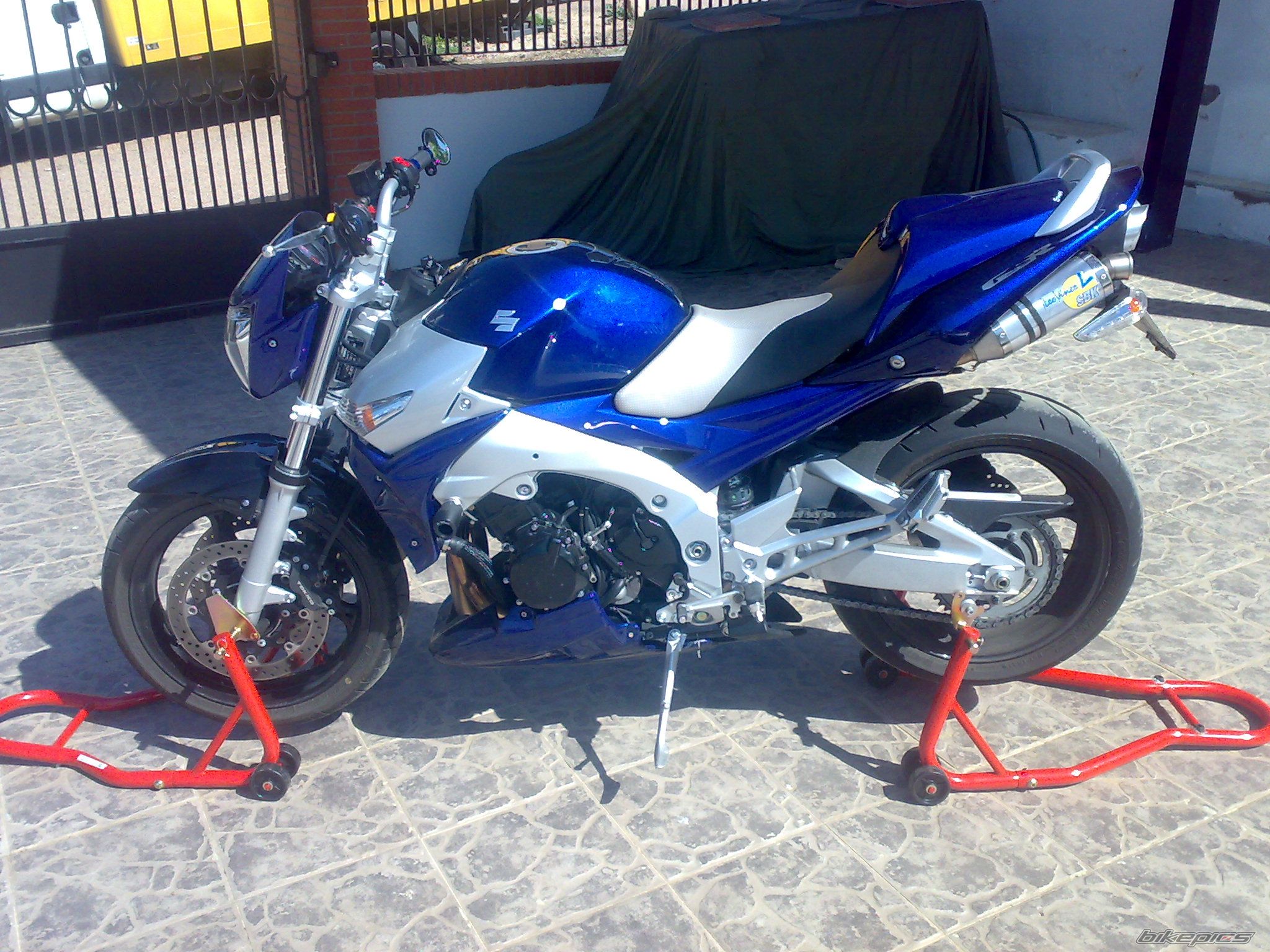 2007 SUZUKI GSR 600 | Picture 1636230 motorcycle photo