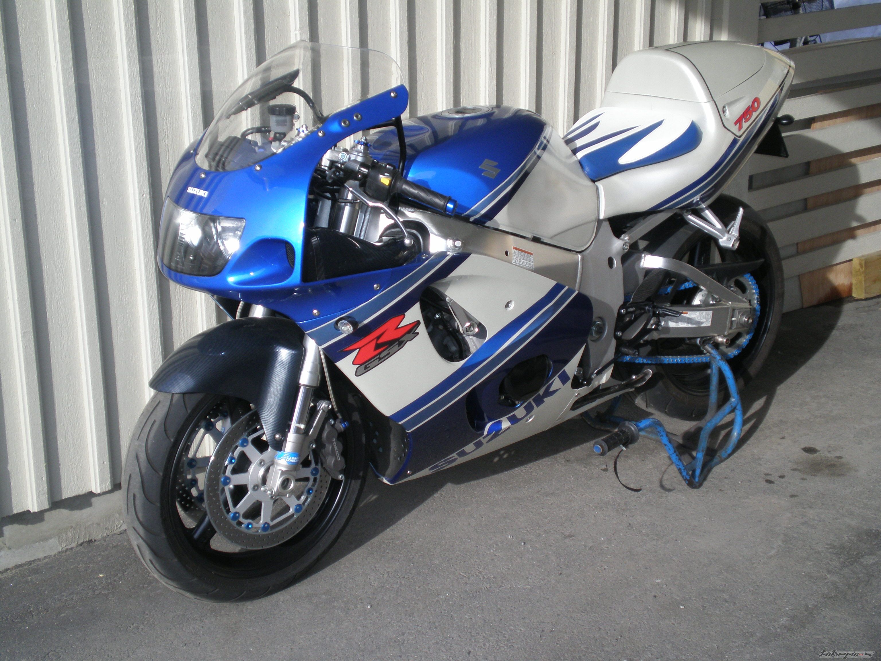 1998 SUZUKI GSX R 750 | Picture 1637553 motorcycle photo