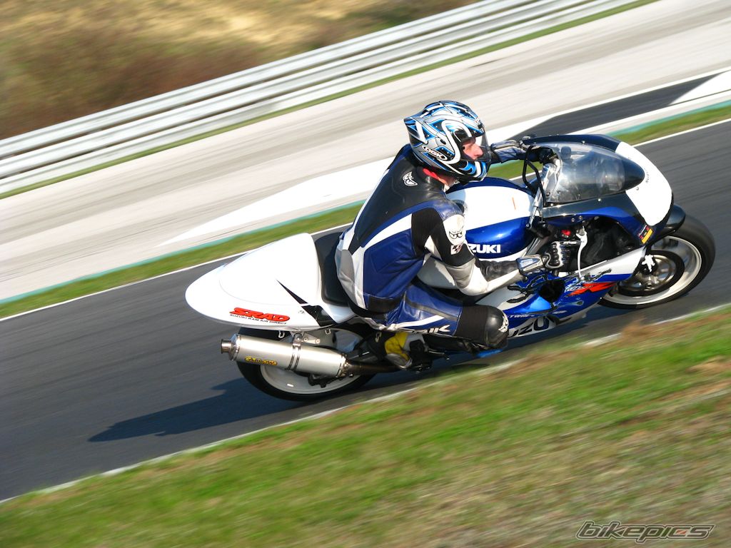 1999 SUZUKI TL1000R | Picture 1637588 motorcycle photo