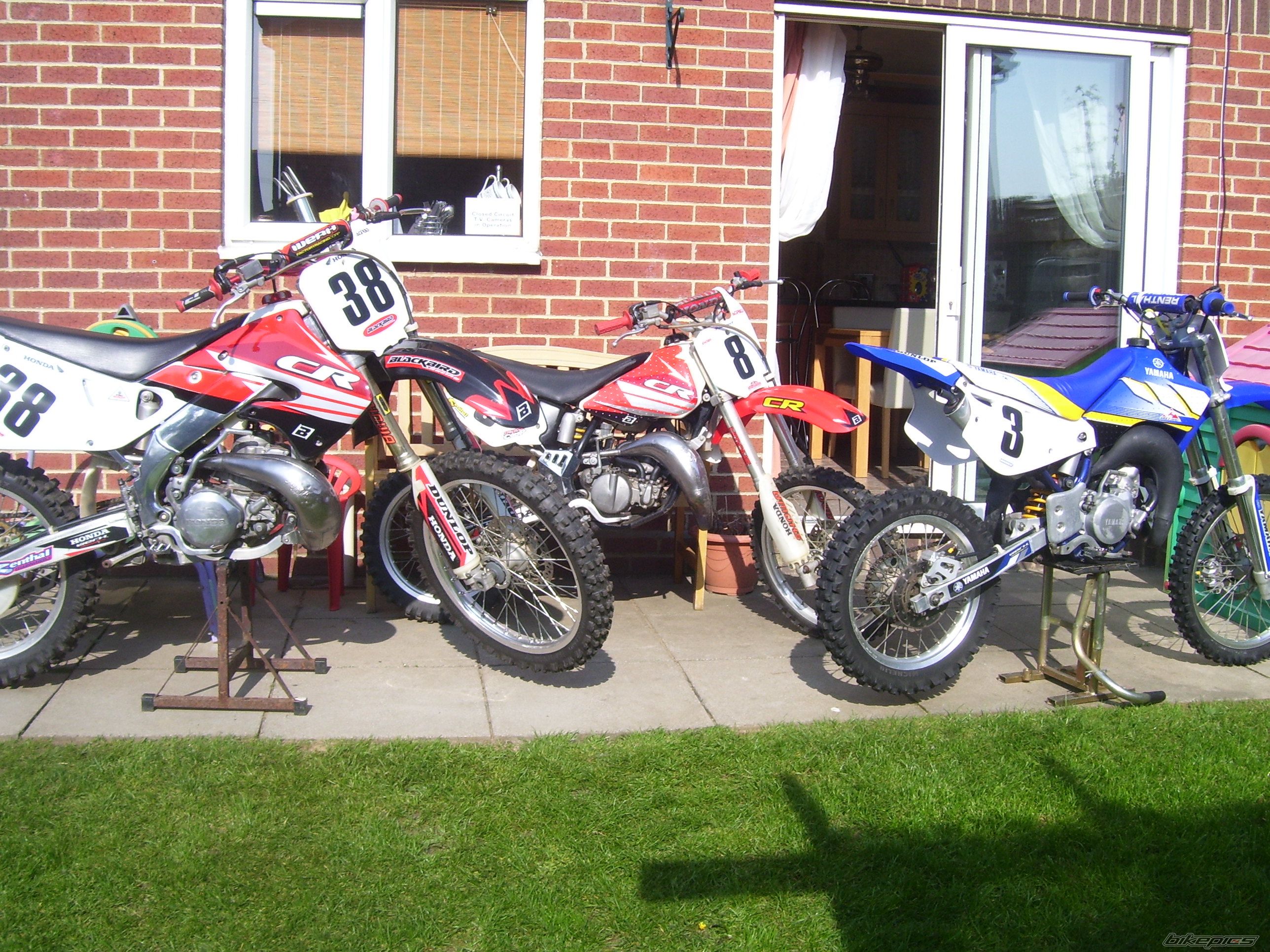 1999 HONDA CR 250 | Picture 1638040 motorcycle photo