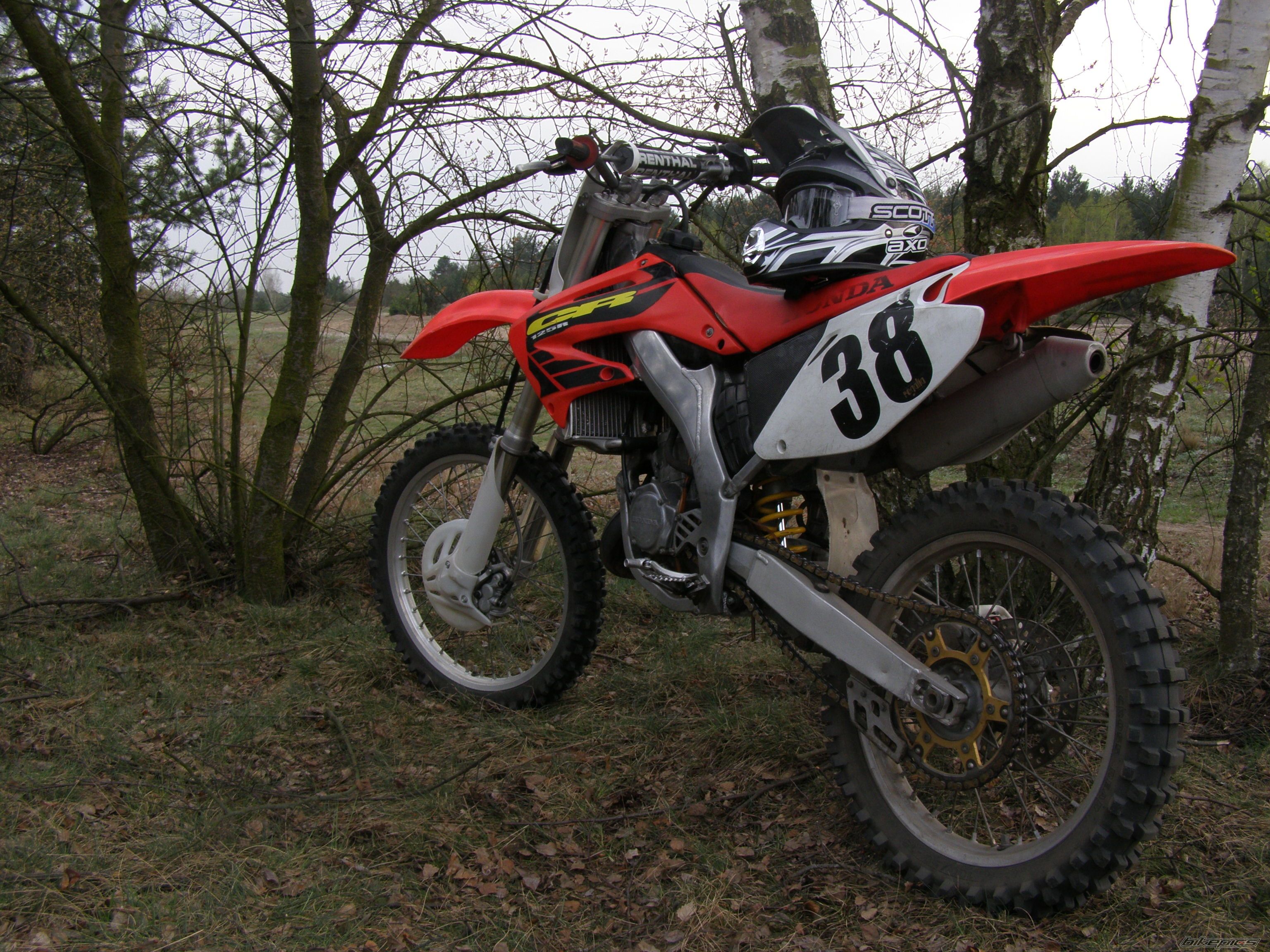 2002 HONDA CR 125 | Picture 1638144 motorcycle photo