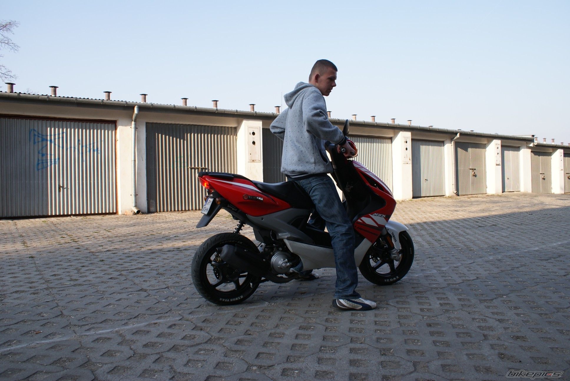 2004 YAMAHA AEROX 50 | Picture 1638807 motorcycle photo
