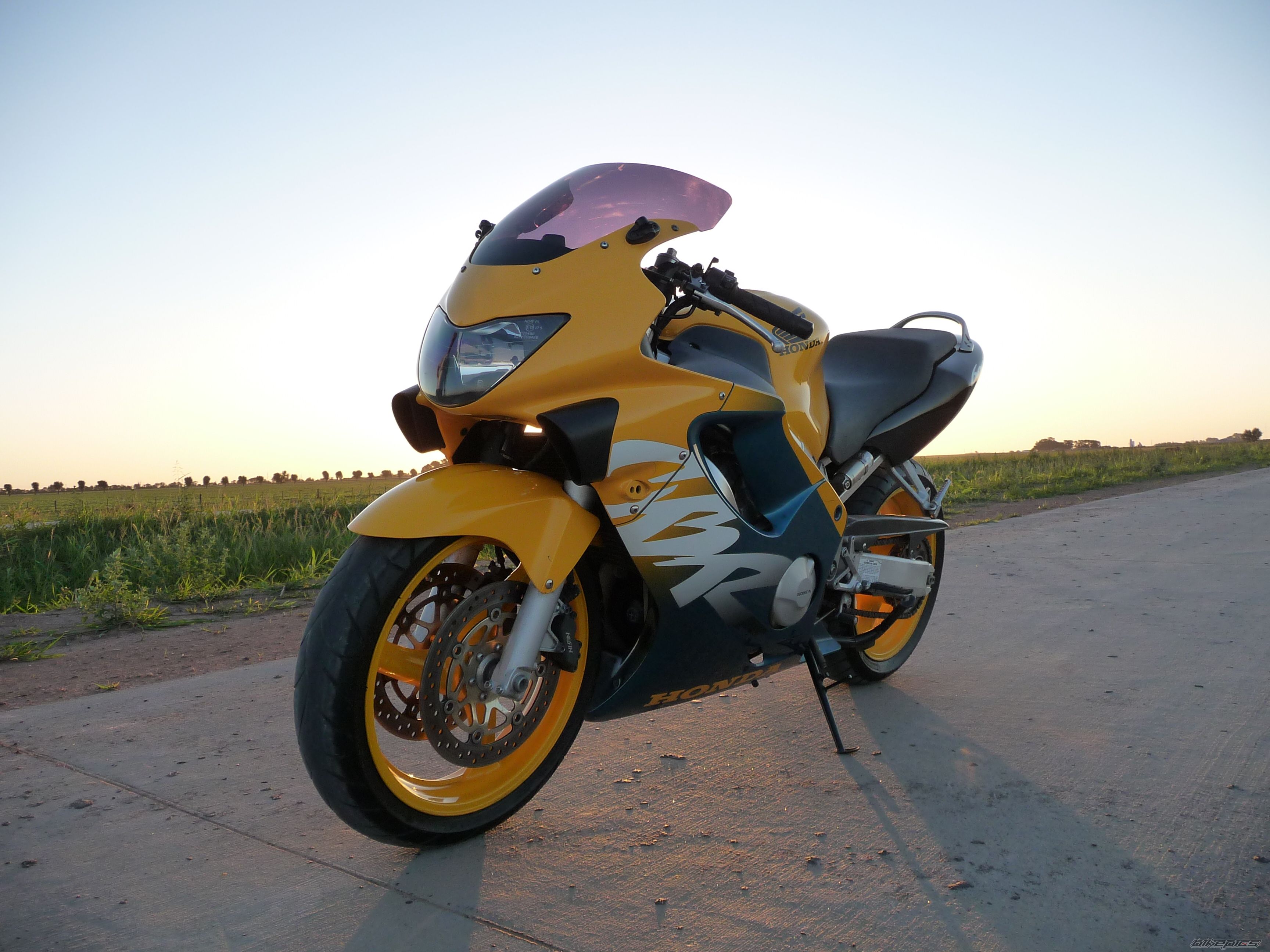 1999 HONDA CBR 600 | Picture 1641620 motorcycle photo
