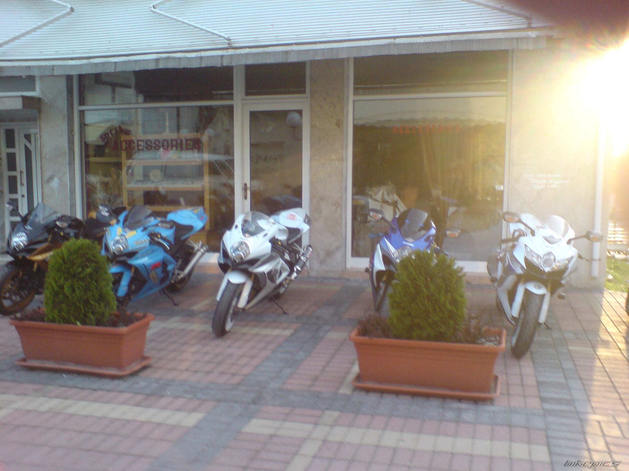 2008 SUZUKI GSX R 600 | Picture 1642020 motorcycle photo