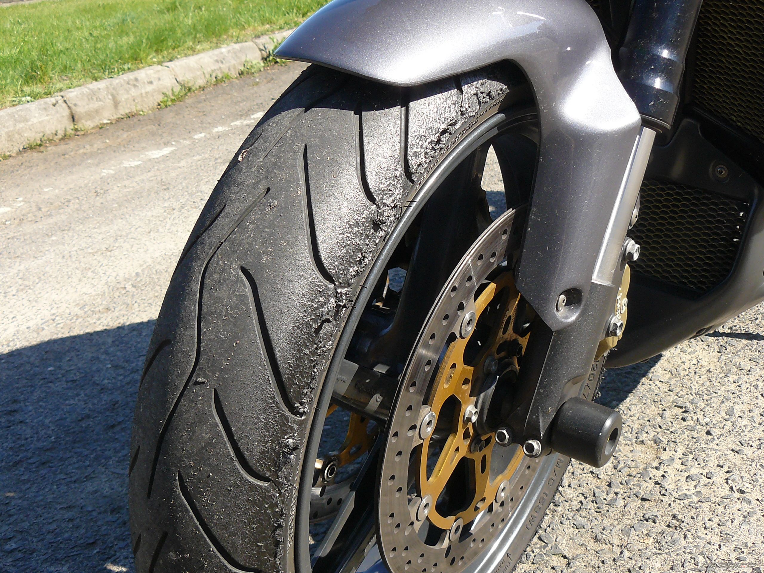 2004 APRILIA RSV MILLE TUONO | Picture 1642334 motorcycle photo