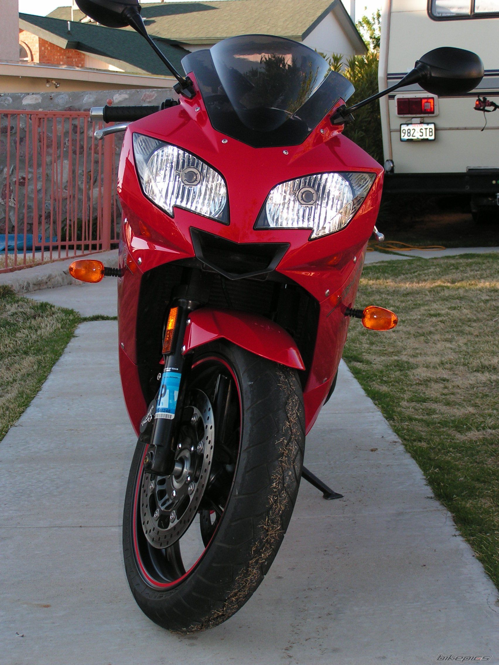 2004 TRIUMPH DAYTONA 600 | Picture 1642603 motorcycle photo