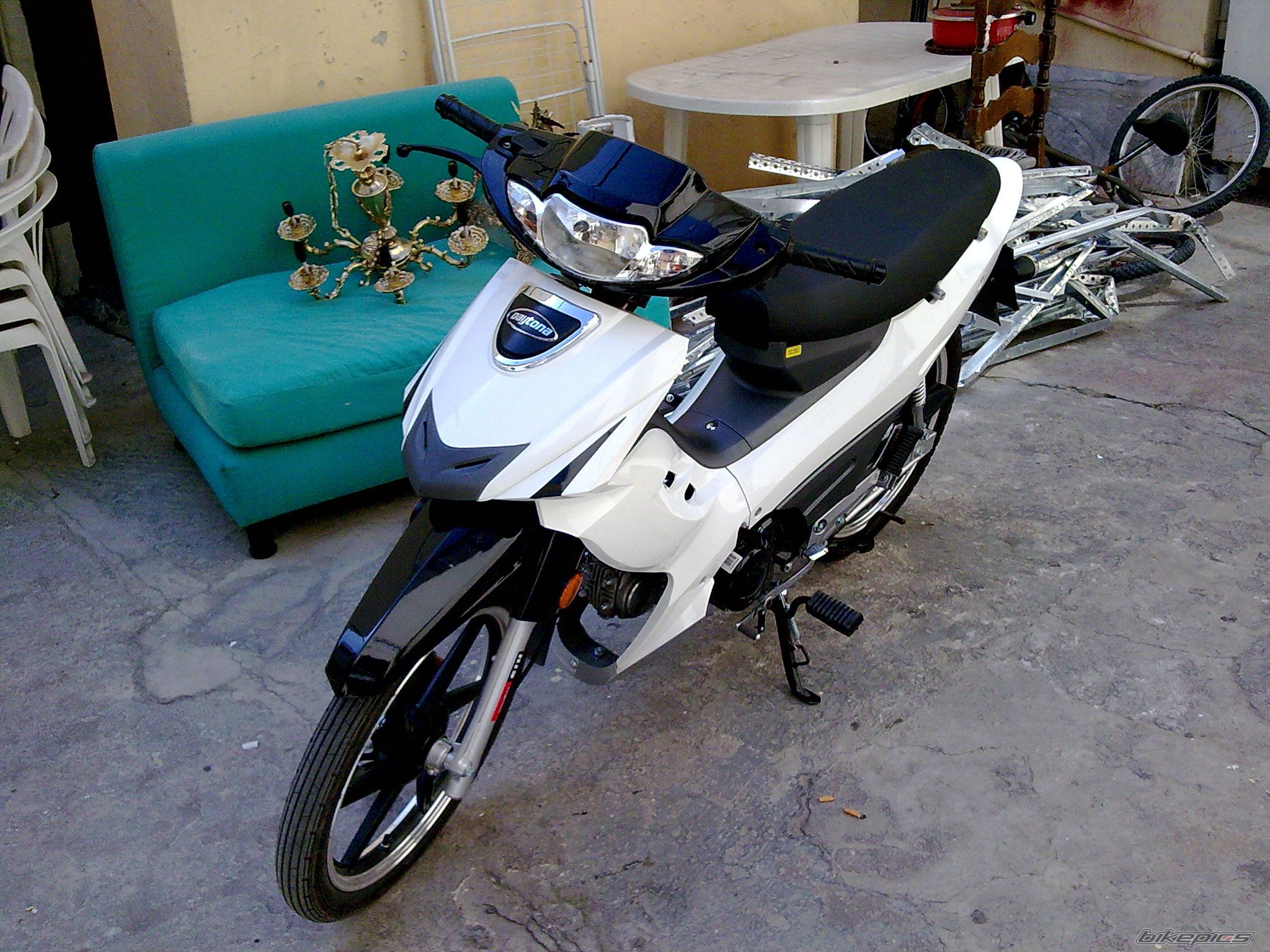 2009 DAYTONA DV 50R | Picture 1642865 motorcycle photo