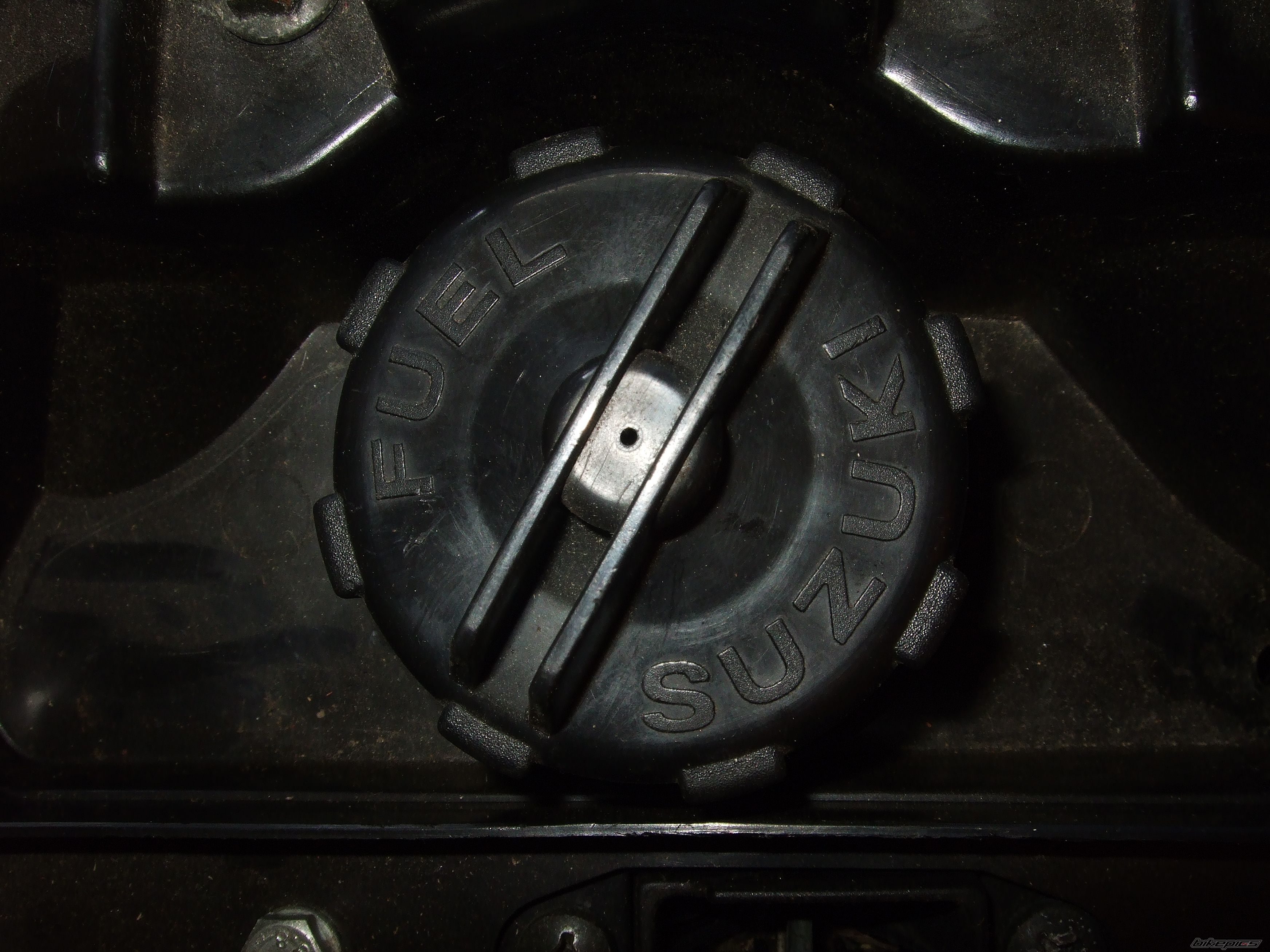 2004 SUZUKI KATANA AY 50 | Picture 1644193 motorcycle photo