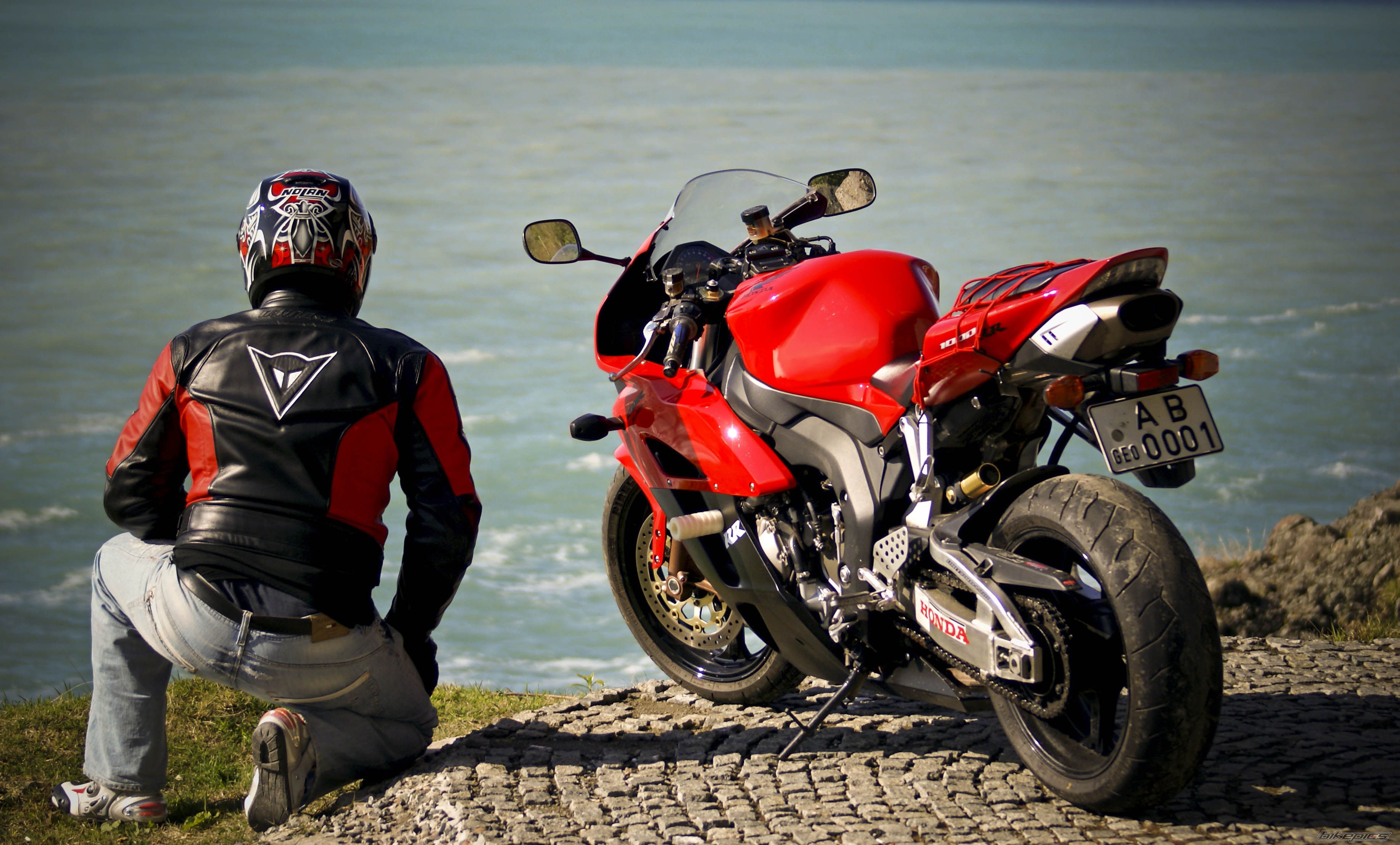 2005 HONDA CBR 1000  RR | Picture 1644949 motorcycle photo