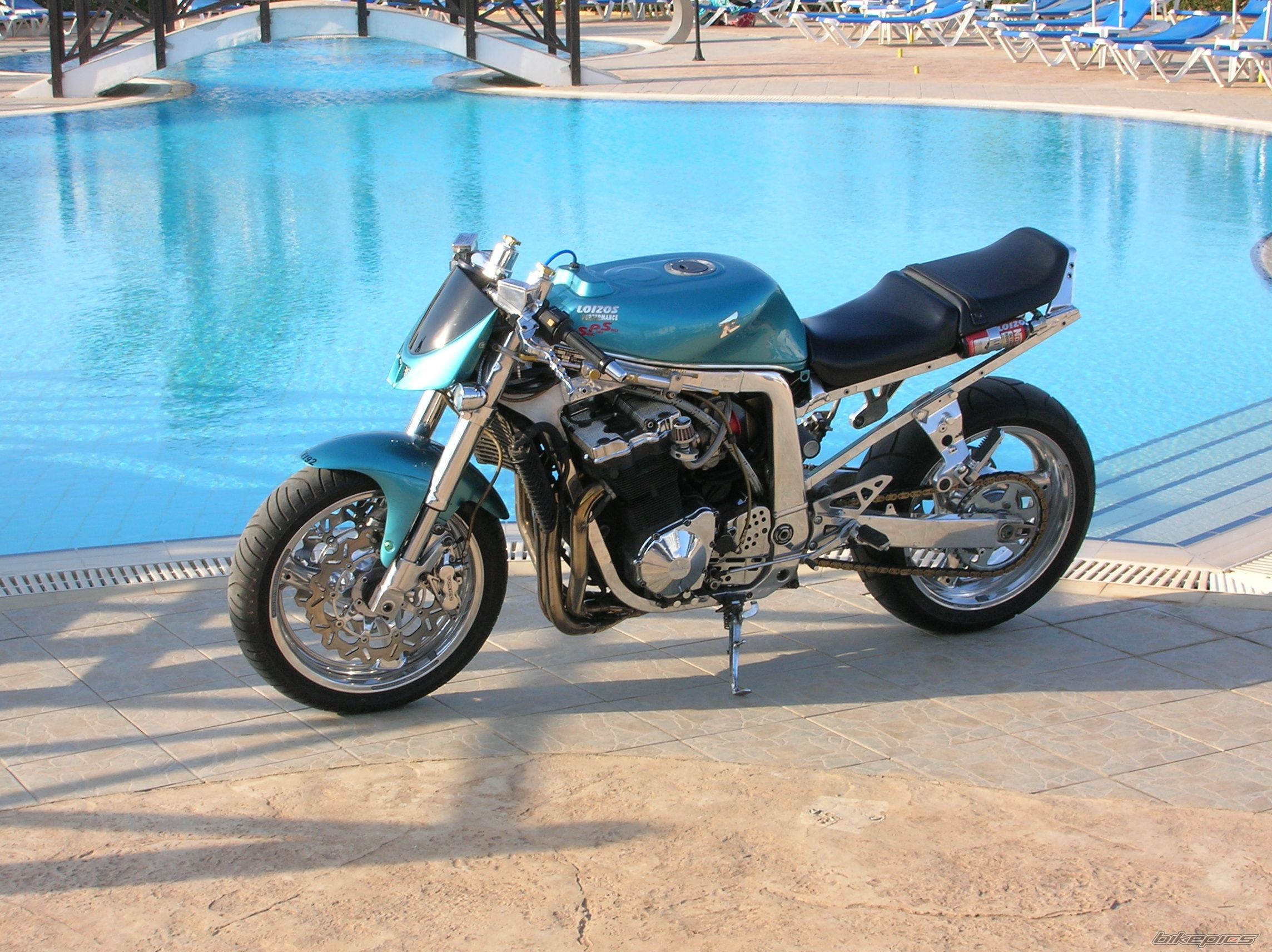 1992 SUZUKI GSX R 1100 | Picture 1645157 motorcycle photo