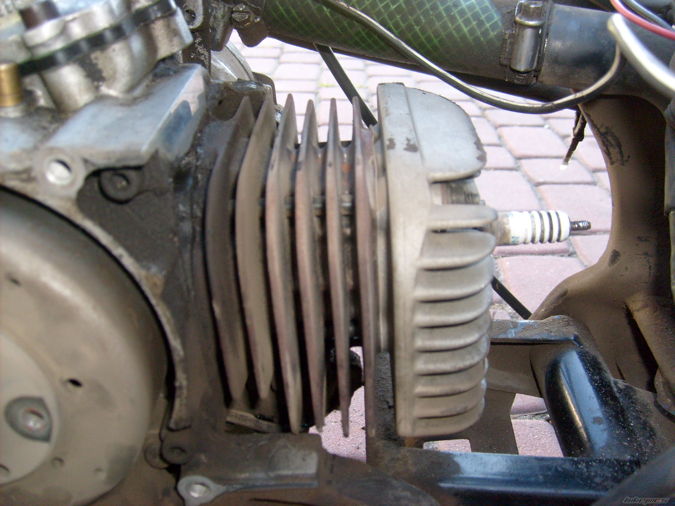 1998 SUZUKI KATANA AY 50 | Picture 1646055 motorcycle photo
