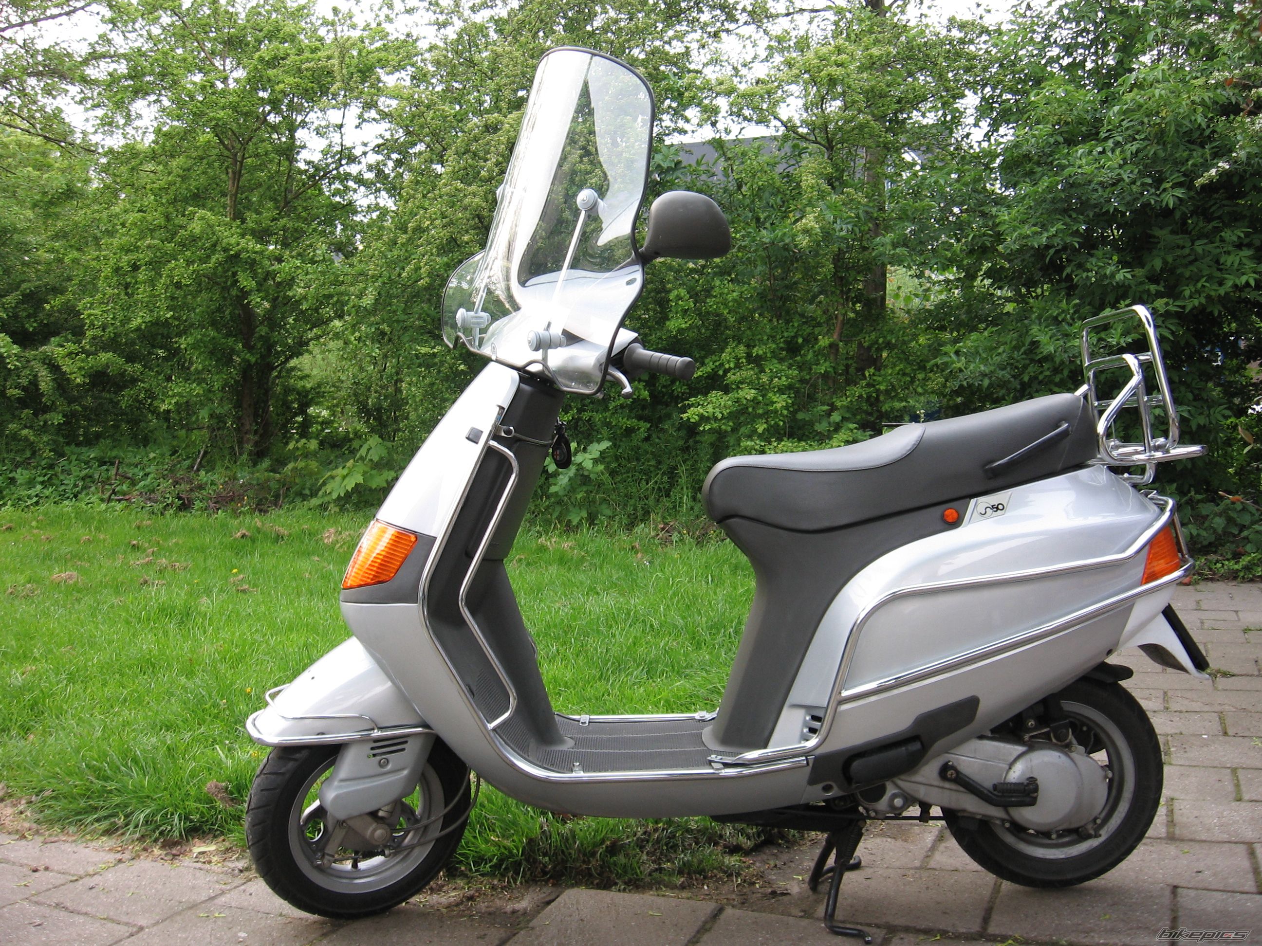 1994 PIAGGIO SFERA NSL 50 | Picture 1646366 motorcycle photo