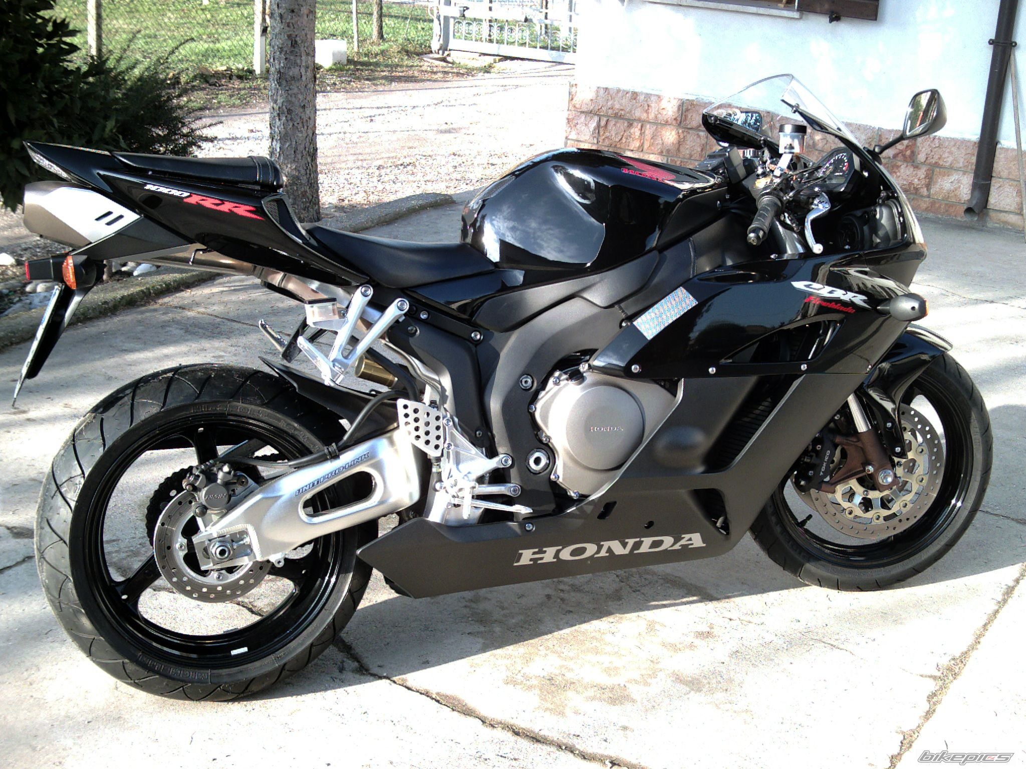 2005 HONDA CBR 1000  RR | Picture 1646479 motorcycle photo