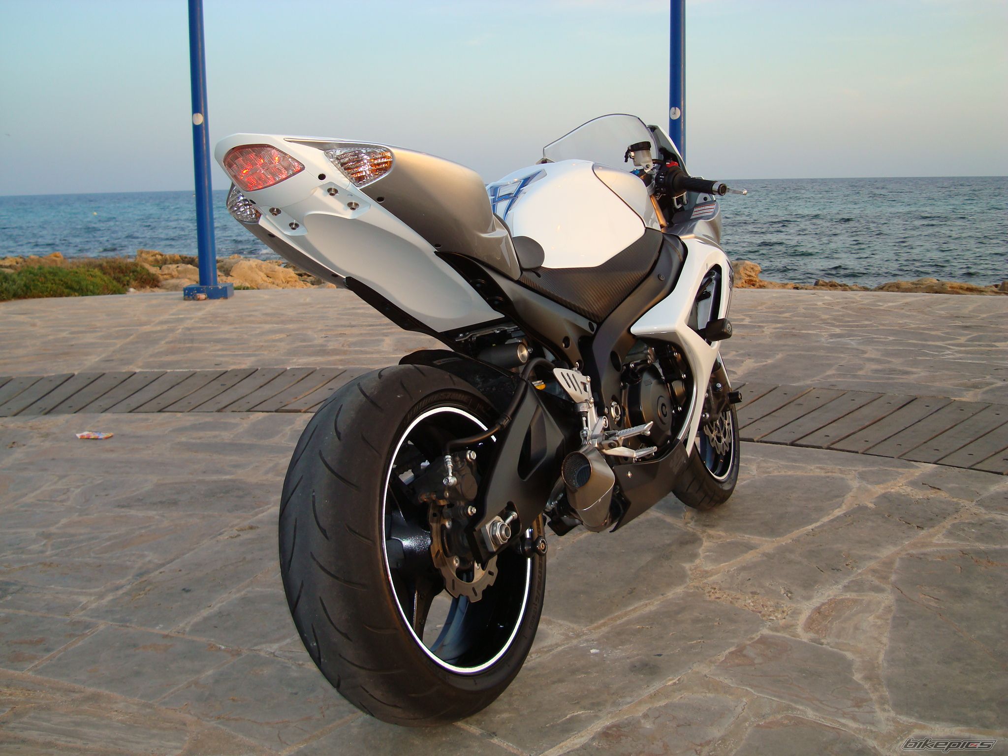 2008 SUZUKI GSX R 1000 | Picture 1647301 motorcycle photo