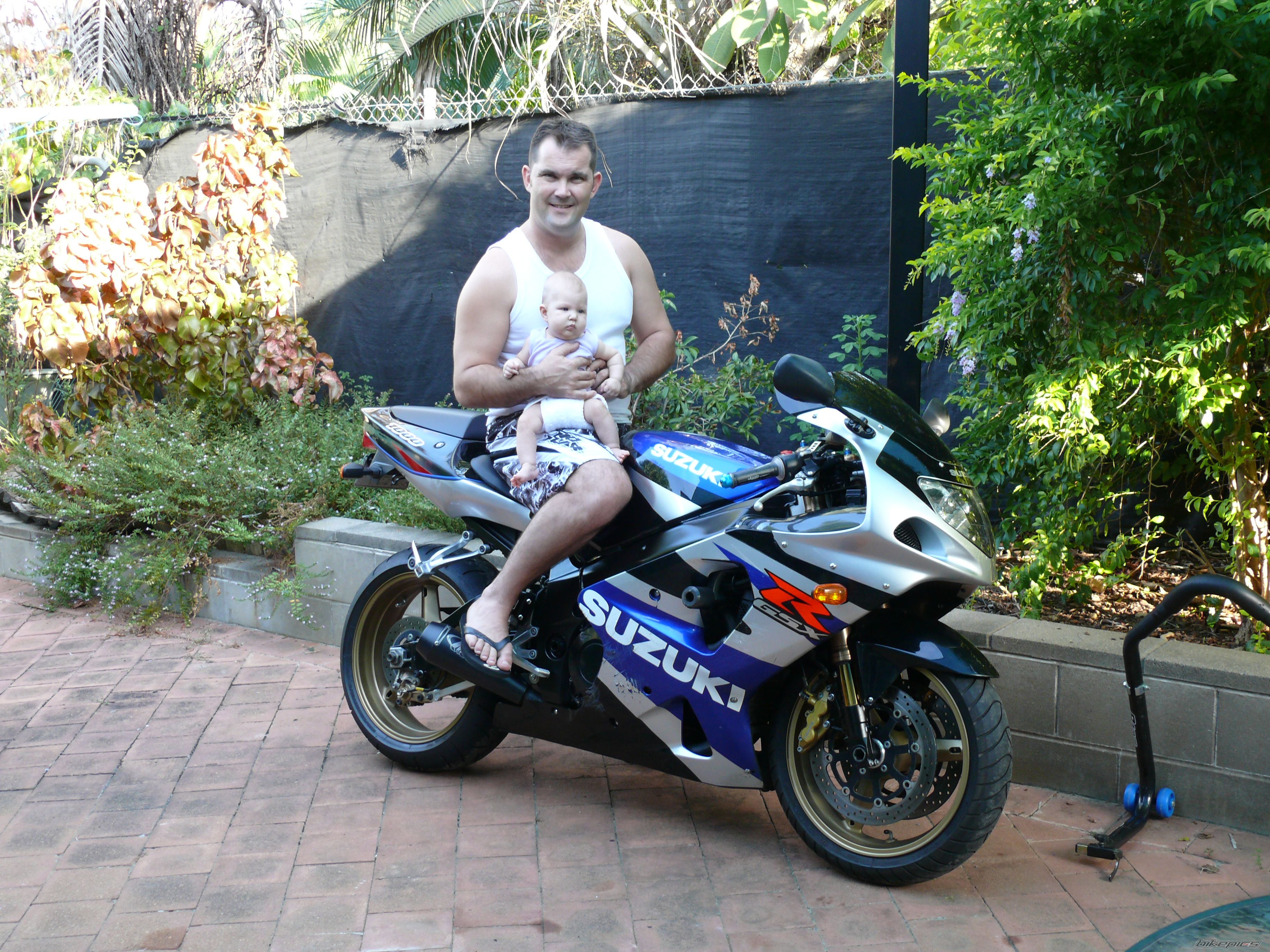 2002 SUZUKI GSX R 1000 | Picture 1648356 motorcycle photo