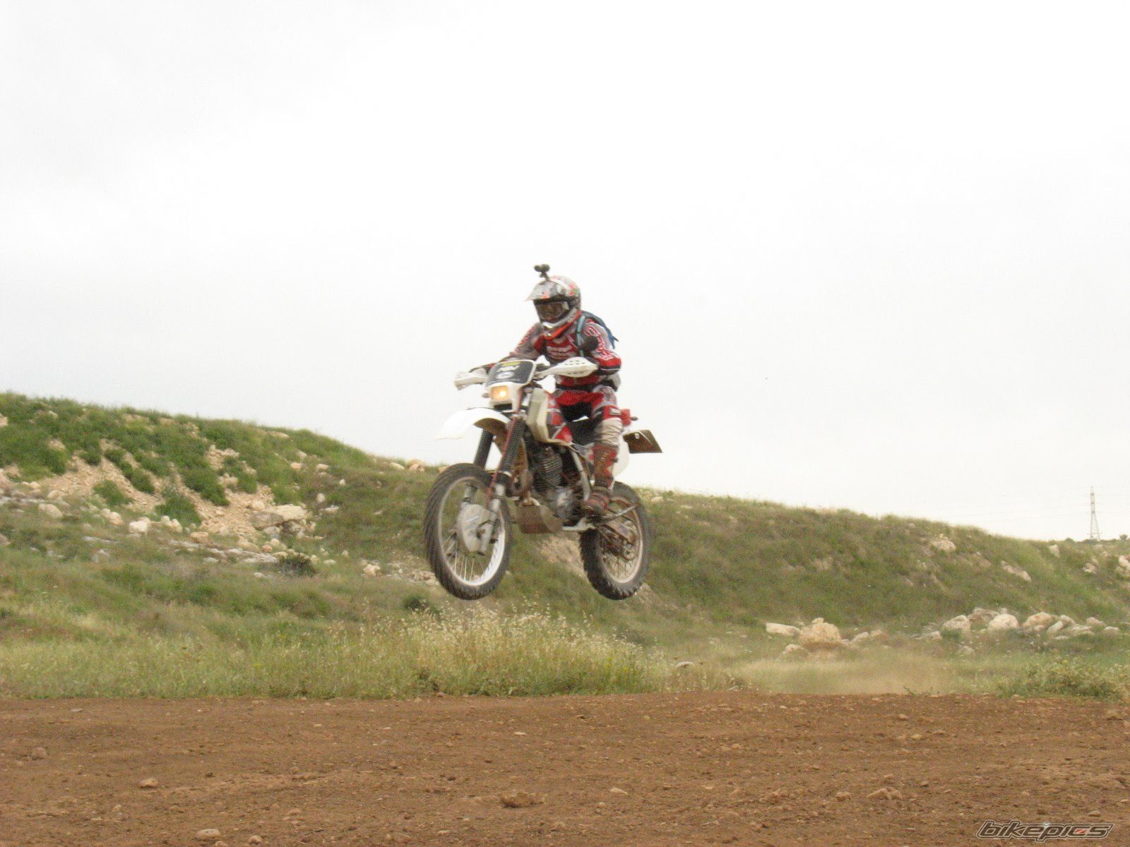 2009 HONDA XR 600 | Picture 1648565 motorcycle photo