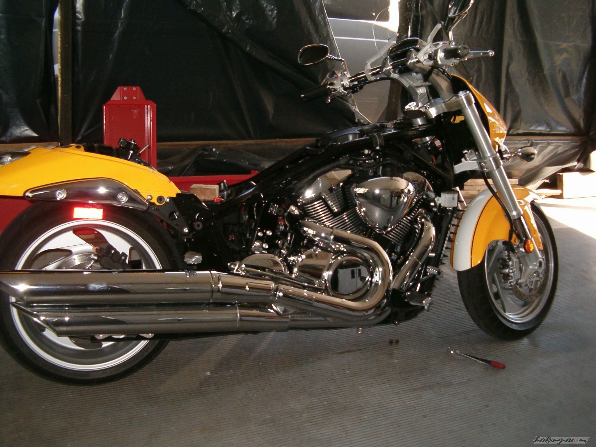 2008 SUZUKI BOULEVARD M109R | Picture 1648573 motorcycle photo
